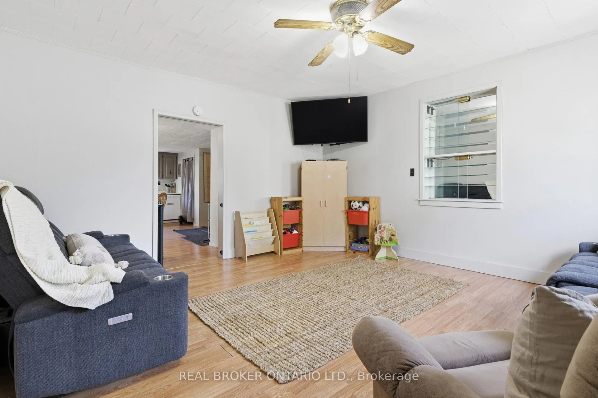 Photo 21 of 474 Elma Street W, North Perth, Listowel — HOMEH