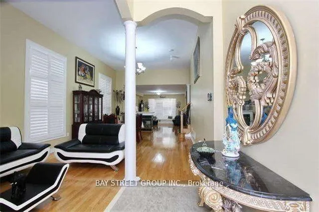 Photo 2 of 6 Everingham Circle, Brampton, Sandringham-Wellington — HOMEH