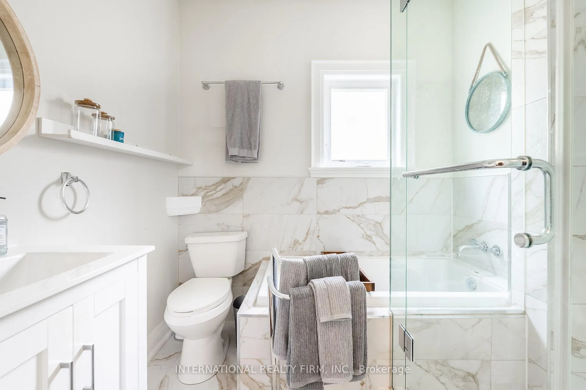 Photo 6 of Unit 1, 2256 Queen Street E, Toronto, The Beaches — HOMEH