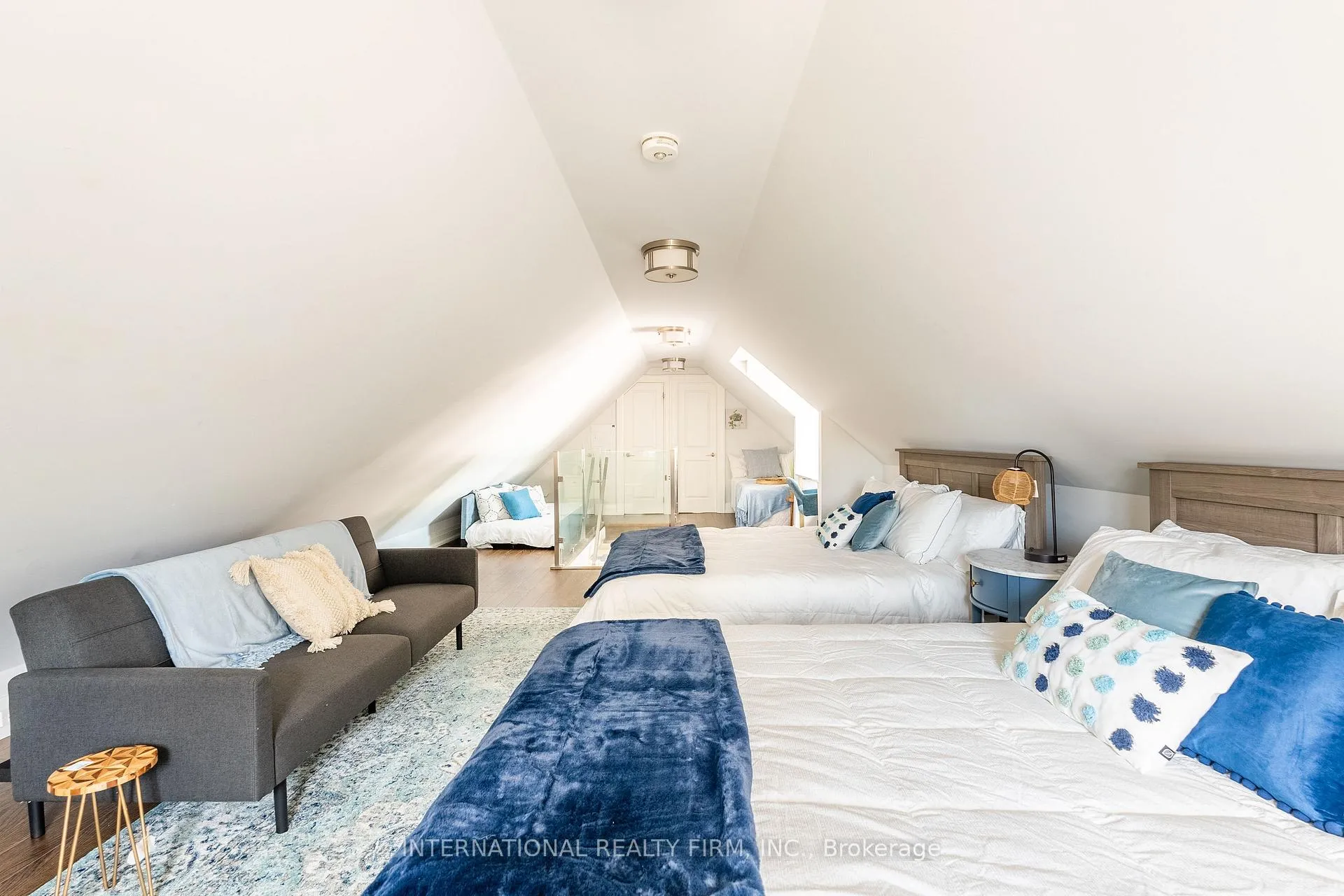 Photo 10 of Unit 1, 2256 Queen Street E, Toronto, The Beaches — HOMEH