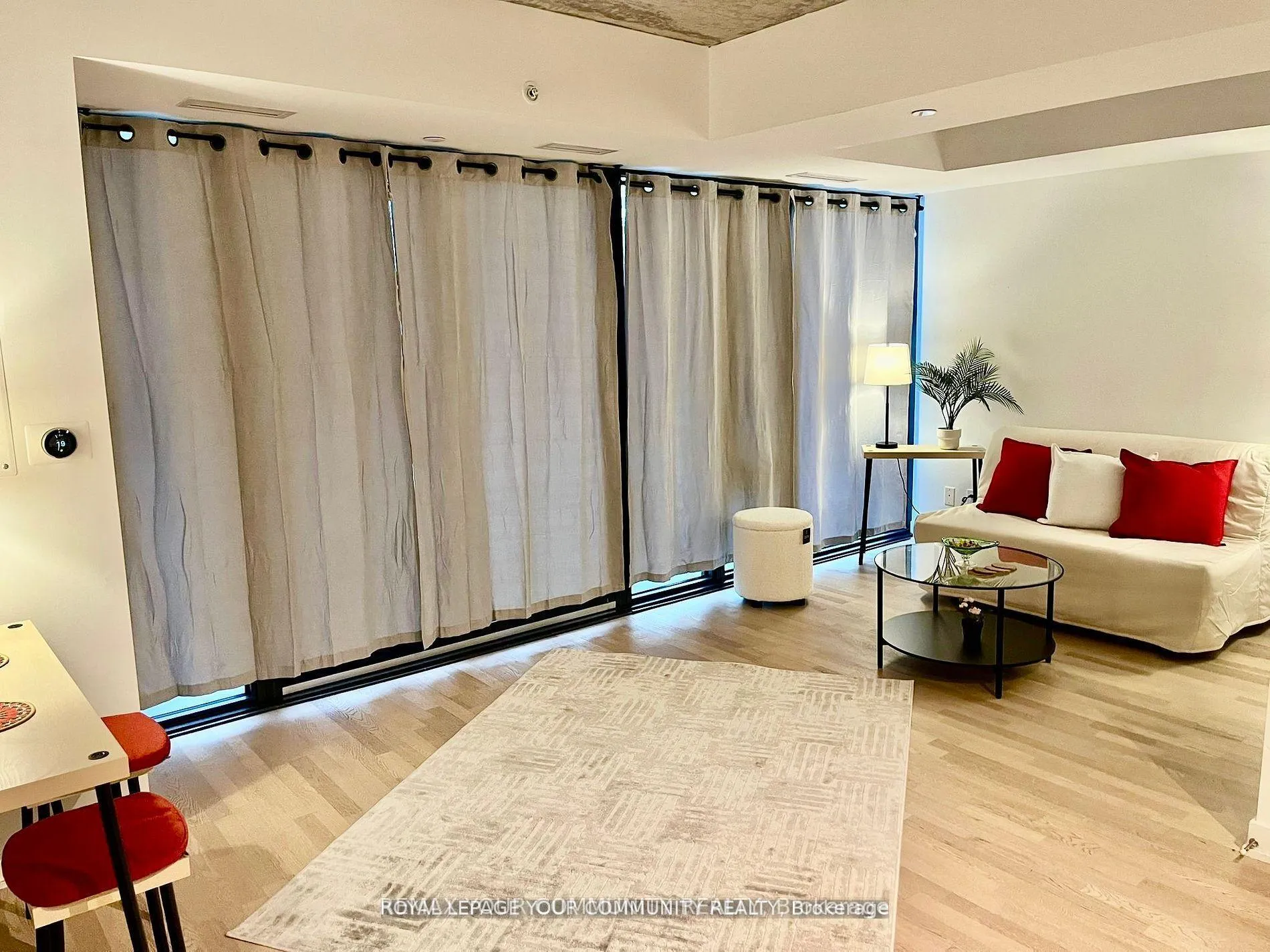 Photo 14 of Unit 409, 185 Roehampton Avenue, Toronto, Mount Pleasant West — HOMEH
