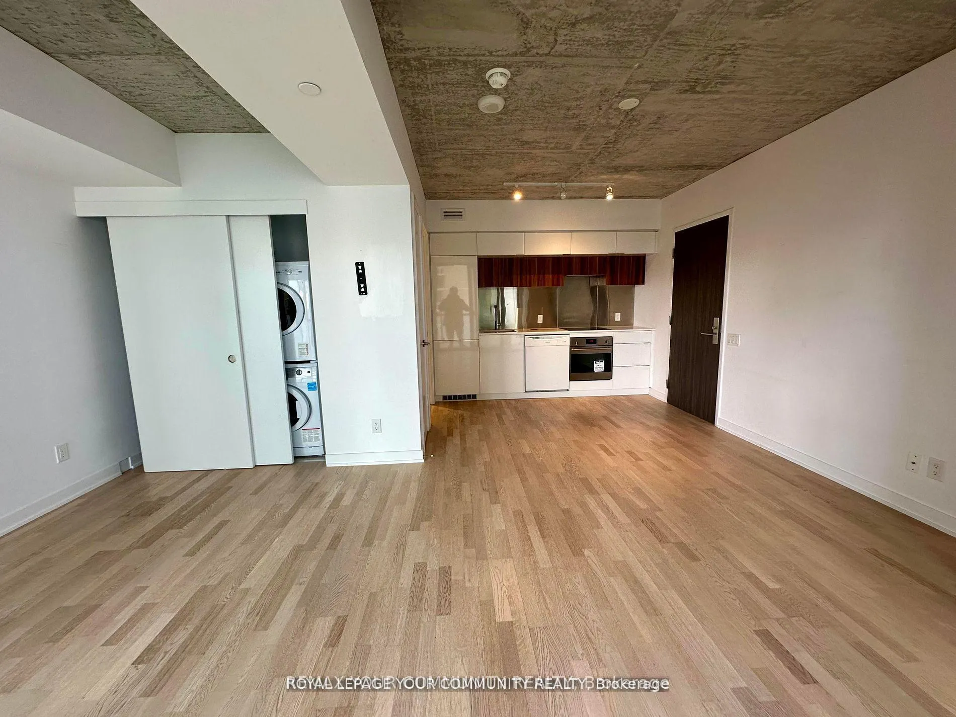 Photo 24 of Unit 409, 185 Roehampton Avenue, Toronto, Mount Pleasant West — HOMEH