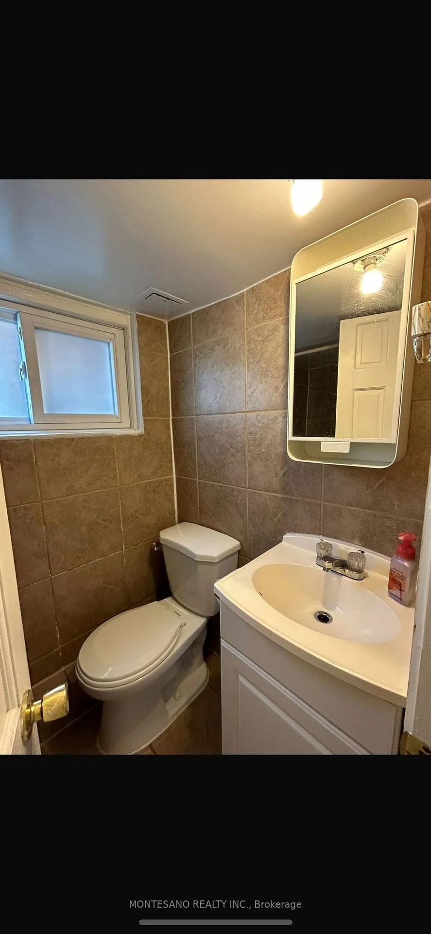 Photo 4 of 2467 Gerrard Street E, Toronto, East End-Danforth — HOMEH