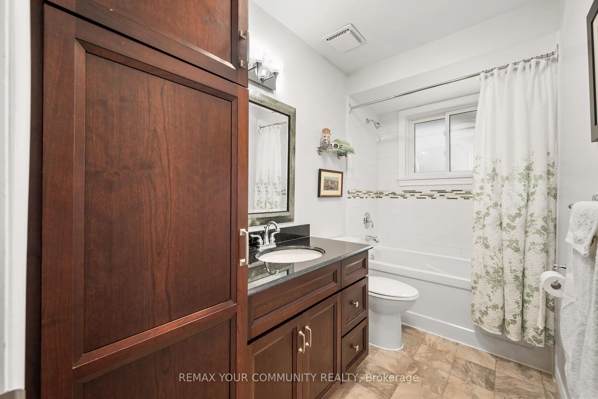 Photo 18 of 333 The Captain's Corners, Kawartha Lakes, Verulam — HOMEH