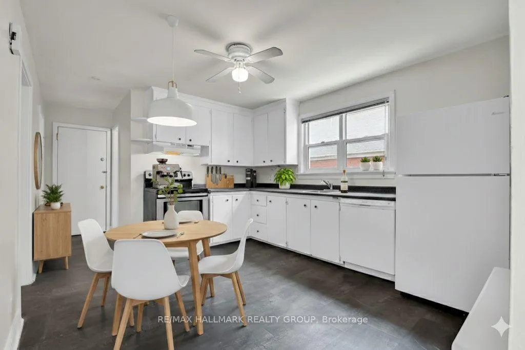 Photo 13 of Unit Unit 2, 55 Ivy Crescent, Ottawa, Lindenlea — HOMEH