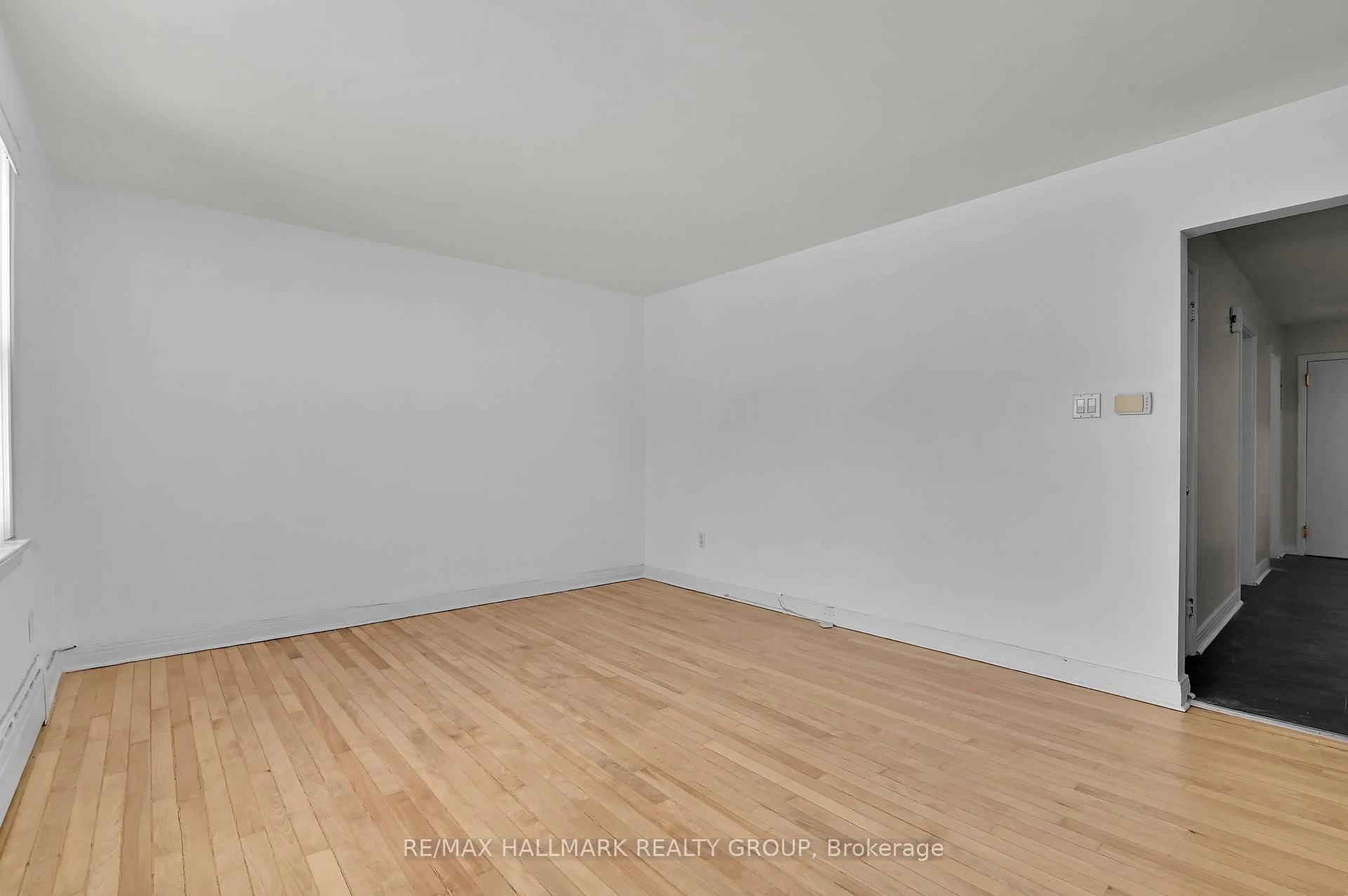 Photo 9 of Unit Unit 2, 55 Ivy Crescent, Ottawa, Lindenlea — HOMEH