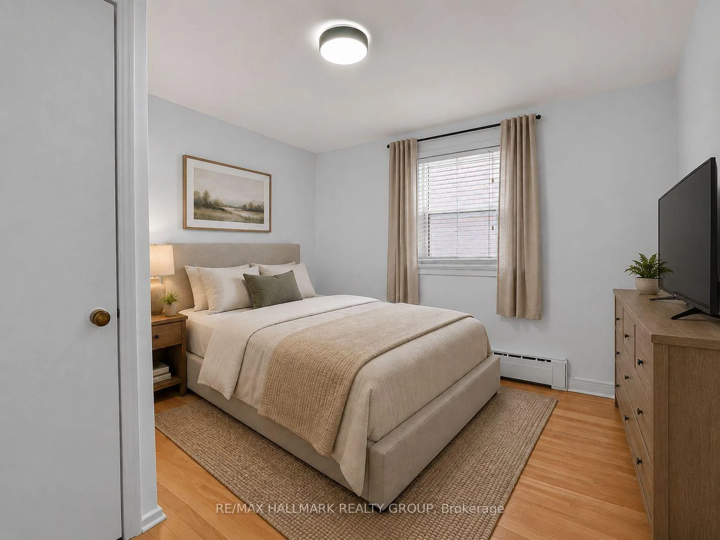Photo 23 of Unit Unit 2, 55 Ivy Crescent, Ottawa, Lindenlea — HOMEH