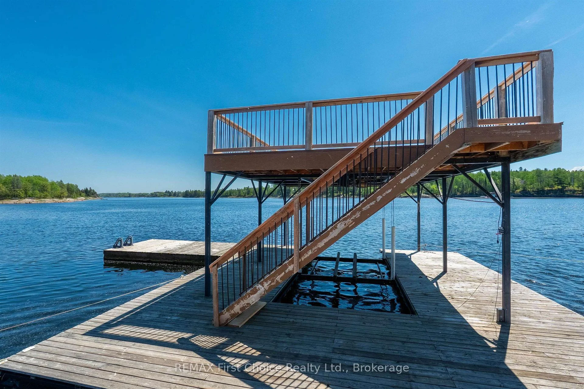 Photo 15 of 220D Phantom Drive, Kenora, Keewatin — HOMEH