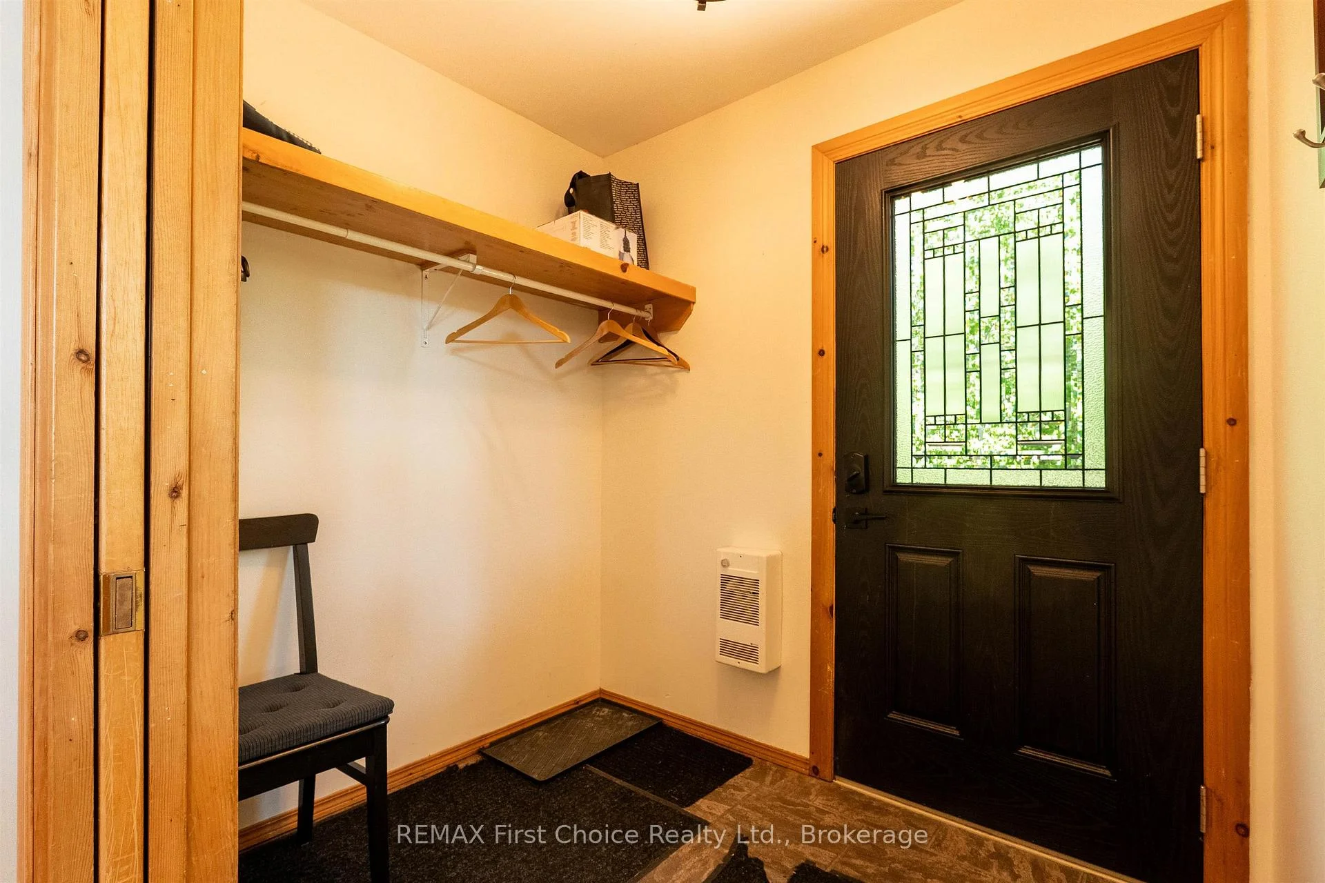 Photo 17 of 220D Phantom Drive, Kenora, Keewatin — HOMEH