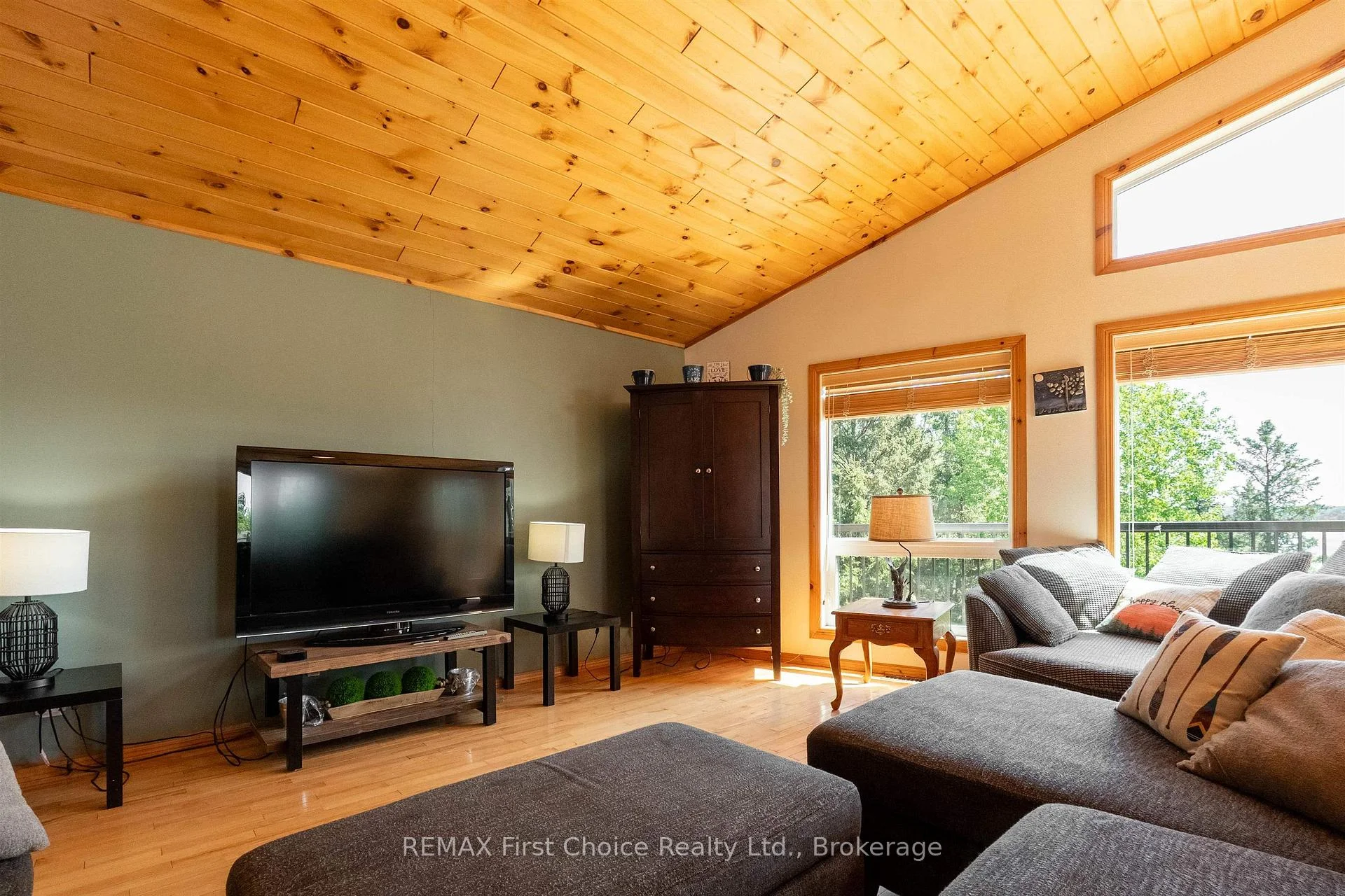 Photo 20 of 220D Phantom Drive, Kenora, Keewatin — HOMEH