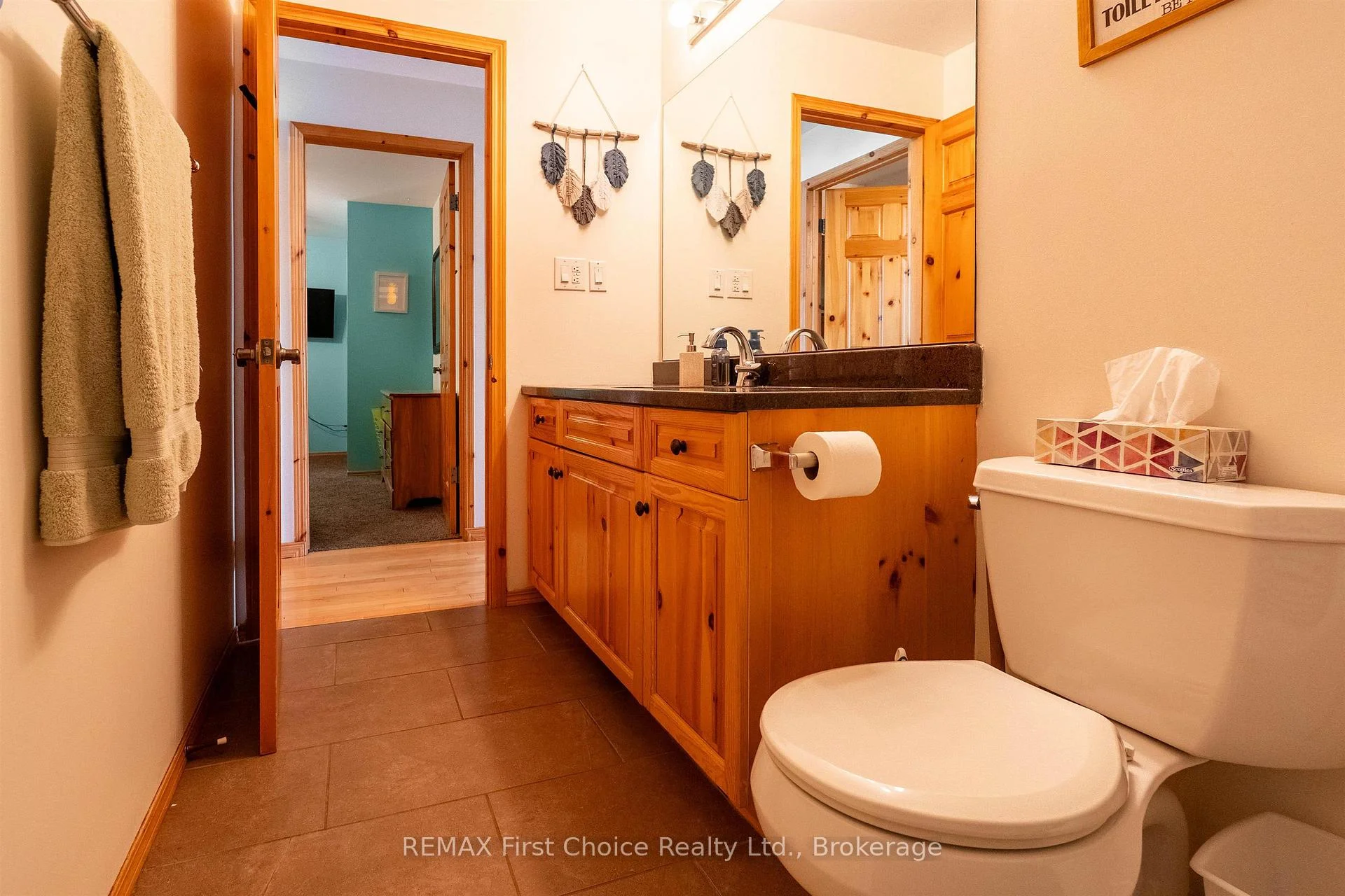 Photo 32 of 220D Phantom Drive, Kenora, Keewatin — HOMEH