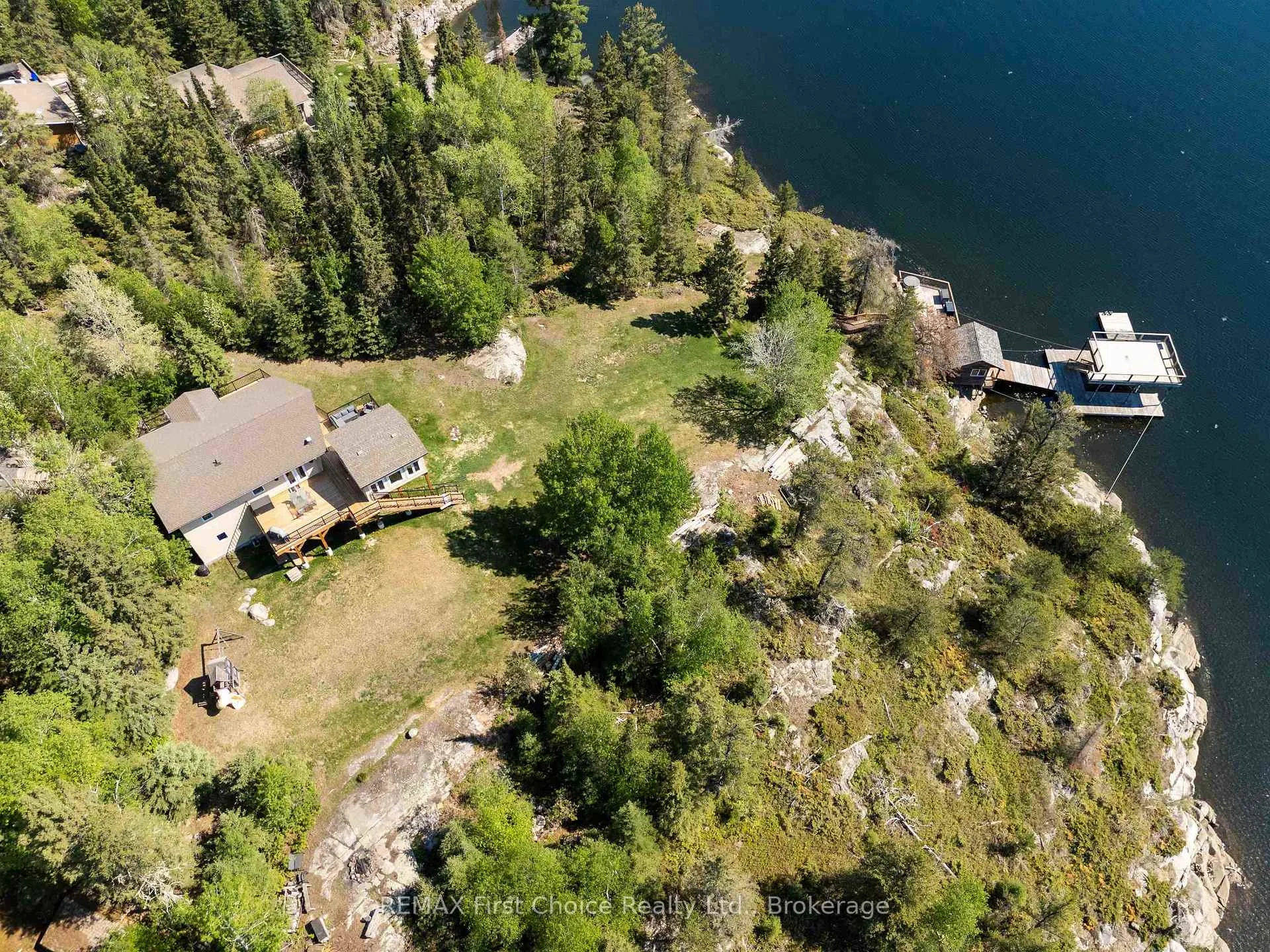 Photo 37 of 220D Phantom Drive, Kenora, Keewatin — HOMEH