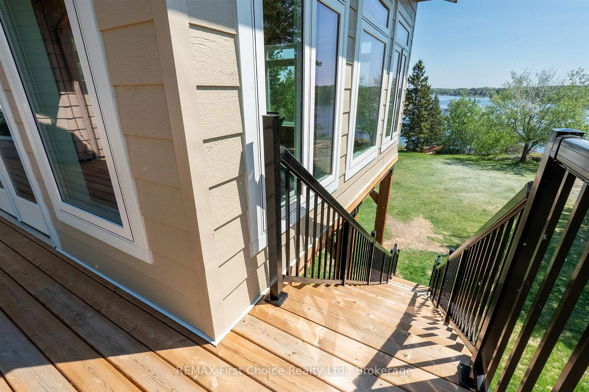 Photo 46 of 220D Phantom Drive, Kenora, Keewatin — HOMEH