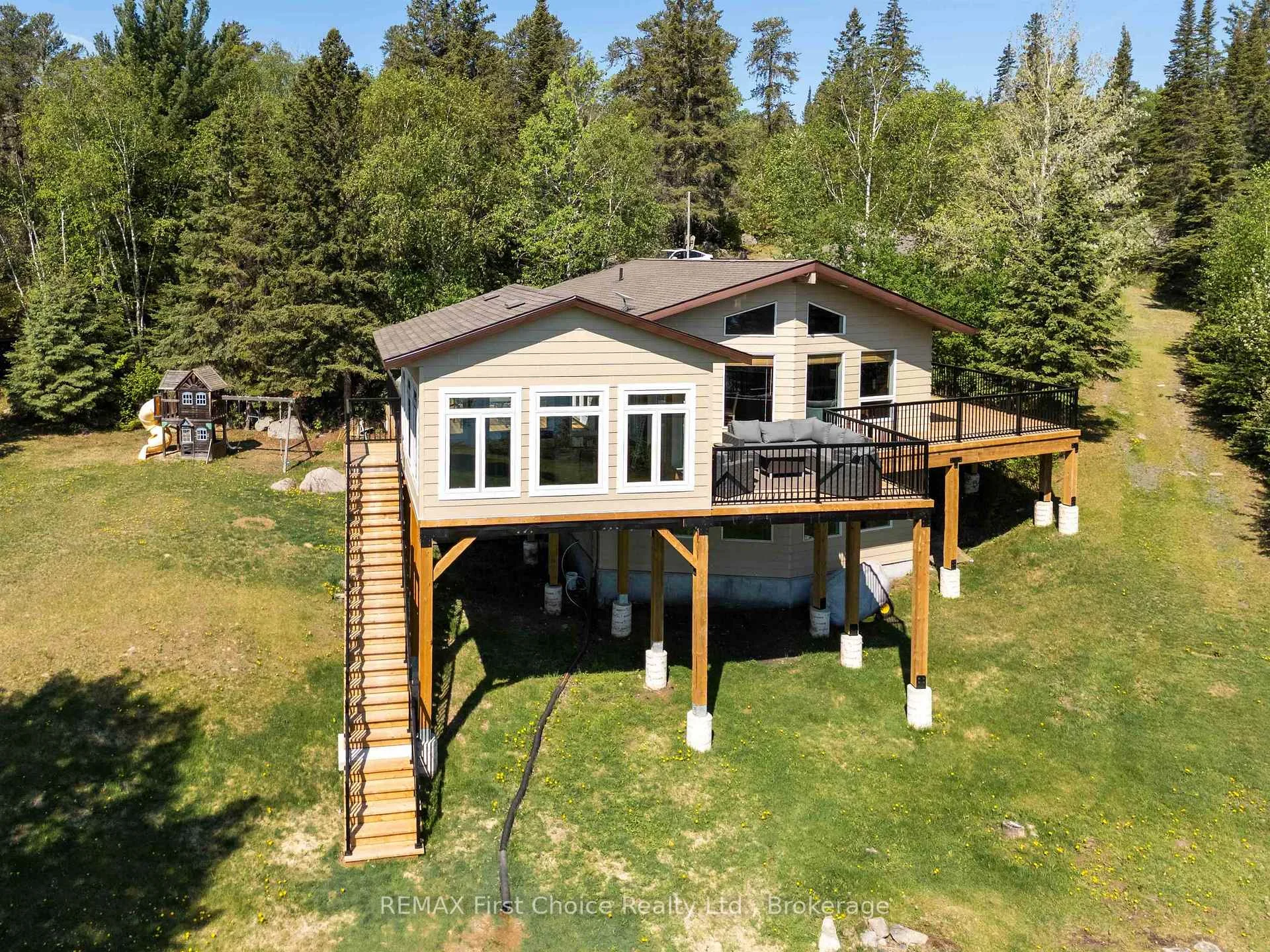 Photo 48 of 220D Phantom Drive, Kenora, Keewatin — HOMEH