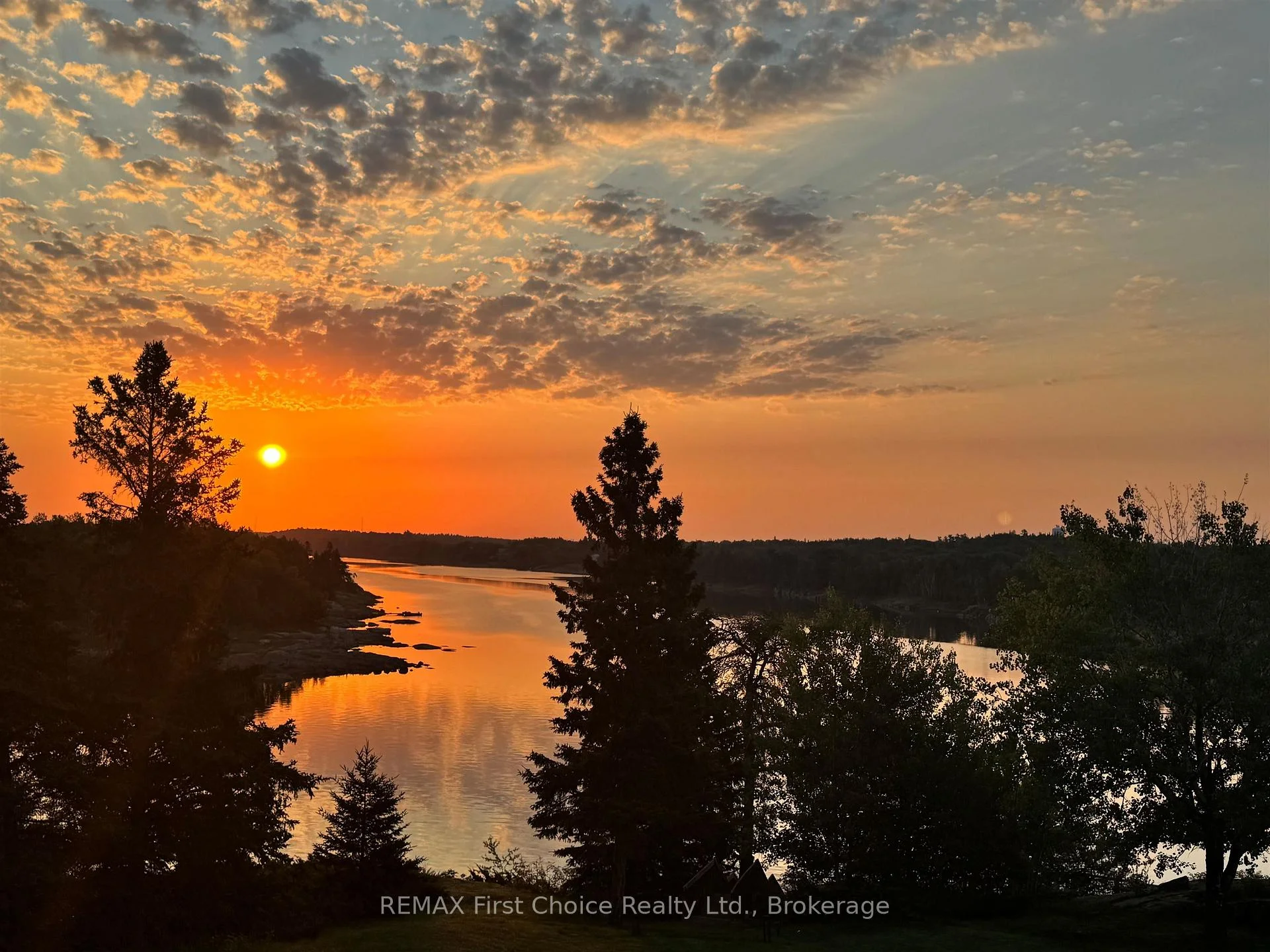 Photo 50 of 220D Phantom Drive, Kenora, Keewatin — HOMEH