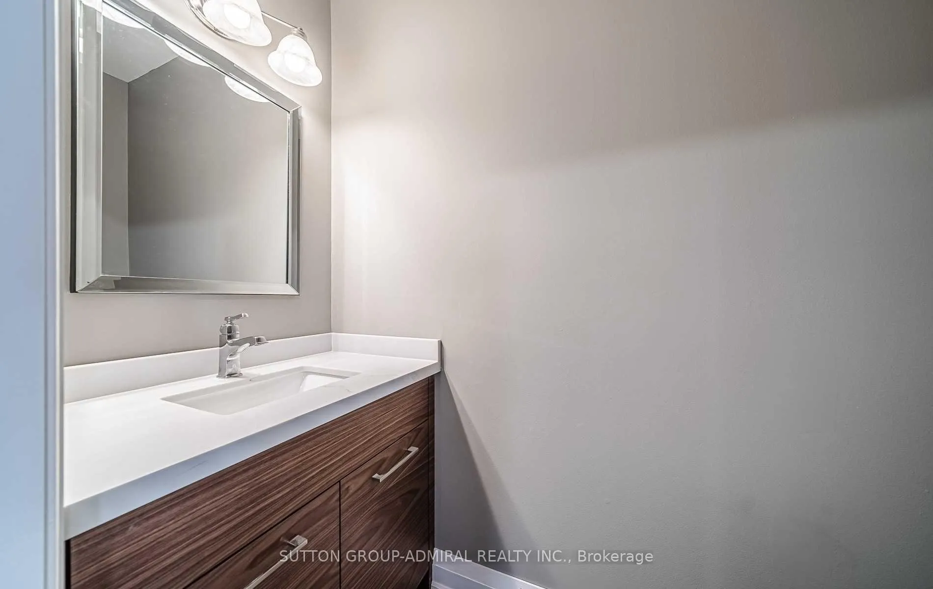 Photo 10 of 23 Springburn Crescent, Aurora, Aurora Highlands — HOMEH