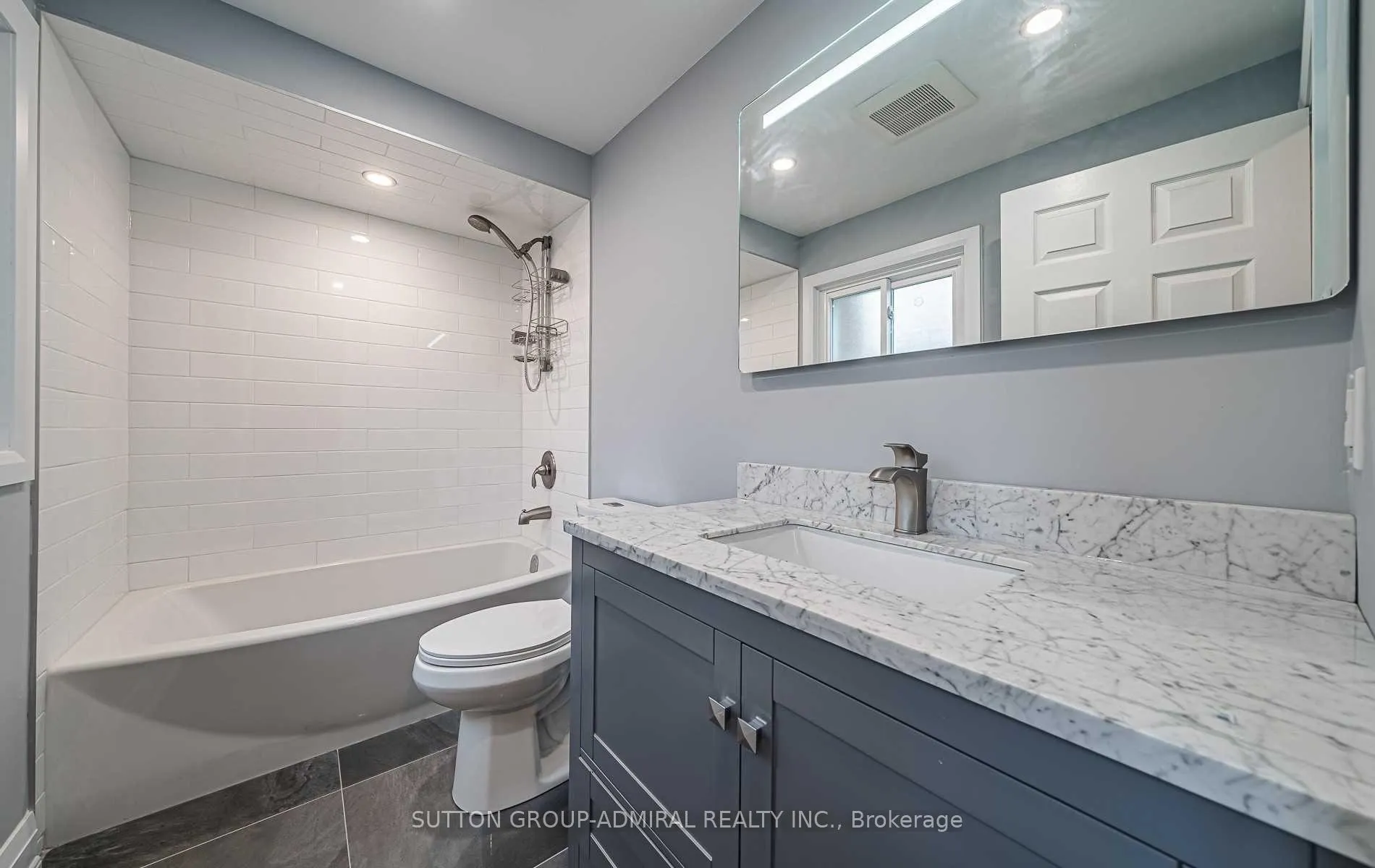 Photo 14 of 23 Springburn Crescent, Aurora, Aurora Highlands — HOMEH