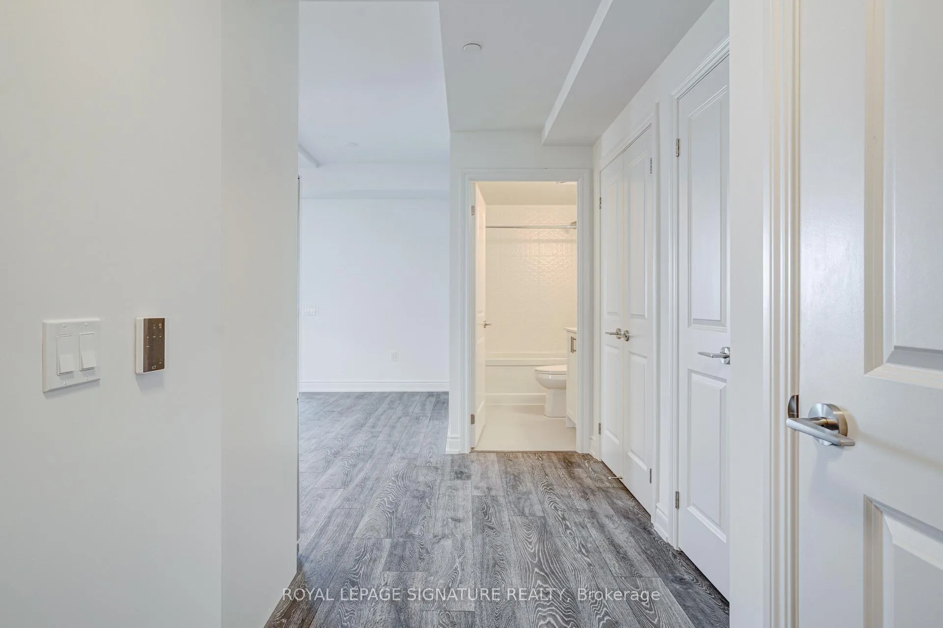 Photo 4 of Unit 513, 1050 Main Street E, Milton, Dempsey — HOMEH