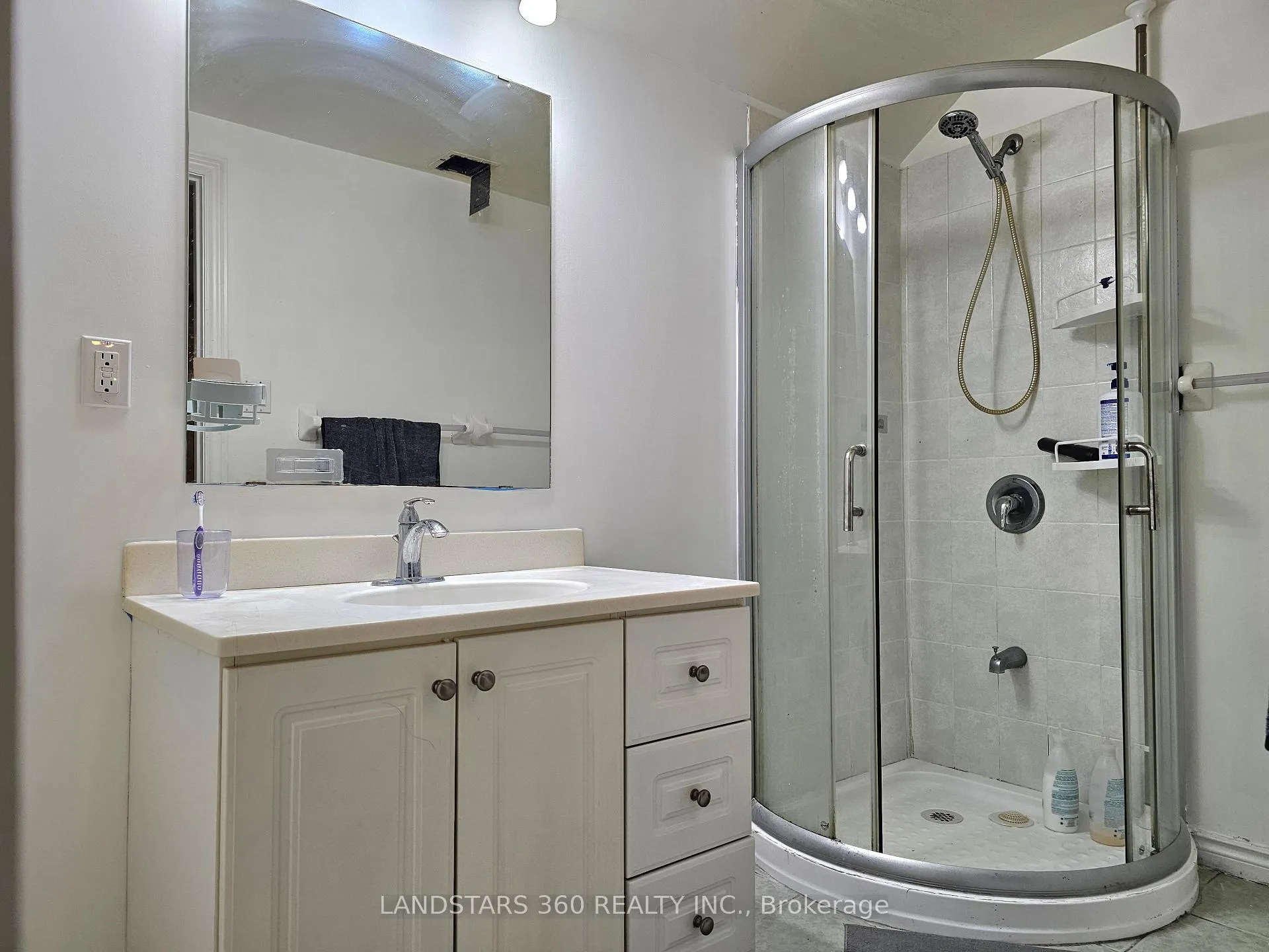 Photo 37 of 13 Edgecombe Court, Markham, Milliken Mills East — HOMEH