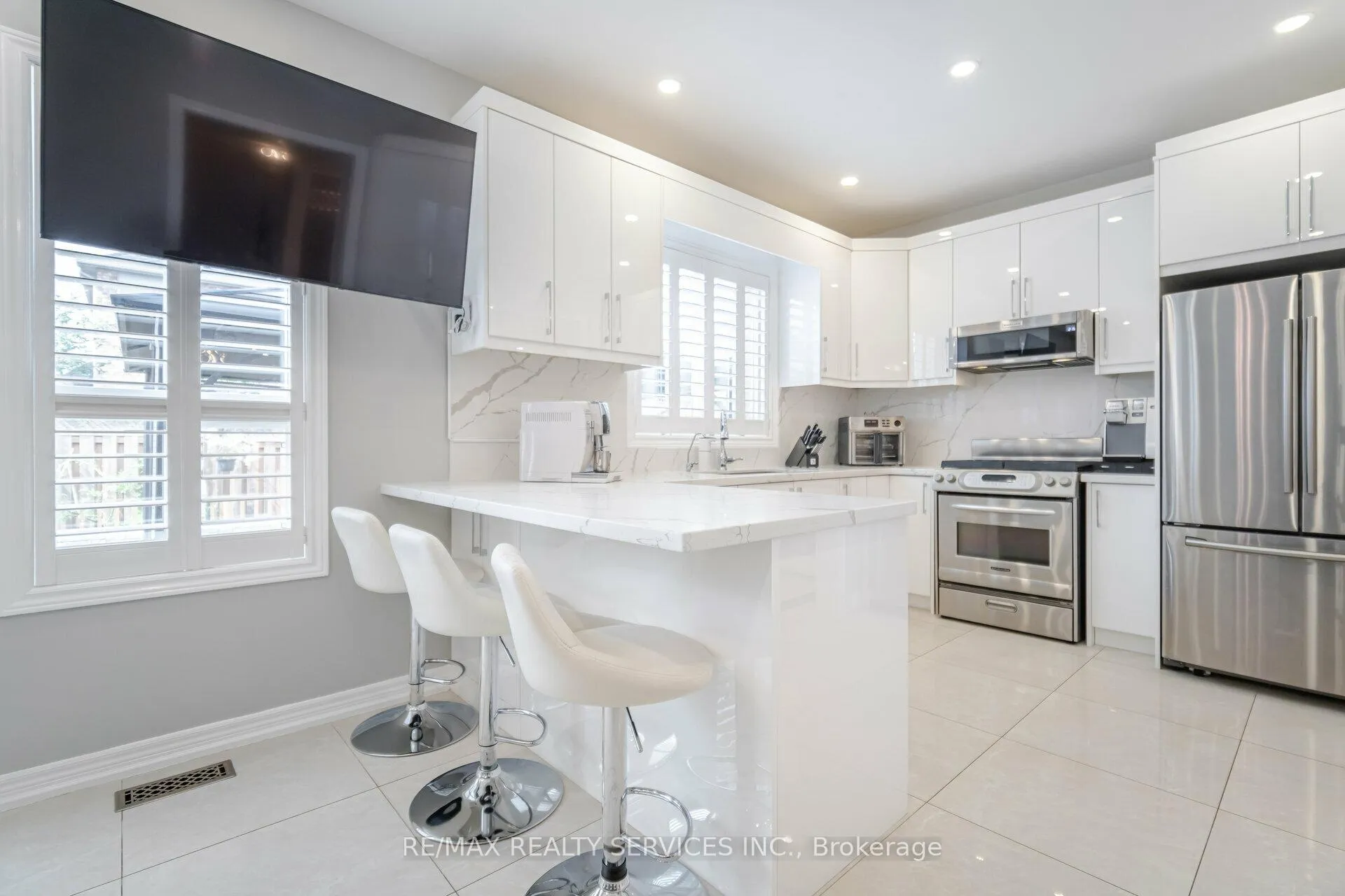 Photo 16 of 1317 Weller Cross, Milton, Dempsey — HOMEH