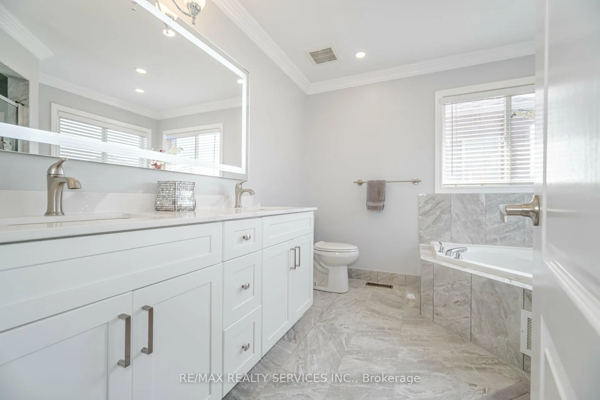 Photo 27 of 1317 Weller Cross, Milton, Dempsey — HOMEH