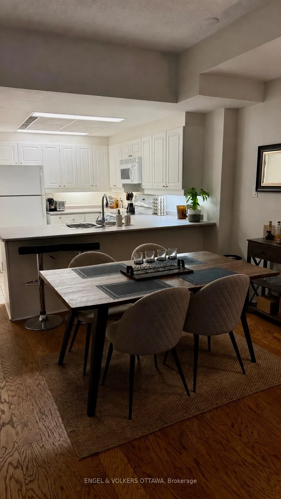 Photo 7 of Unit 101, 134 York Street, Ottawa, Lower Town/Byward Market — HOMEH