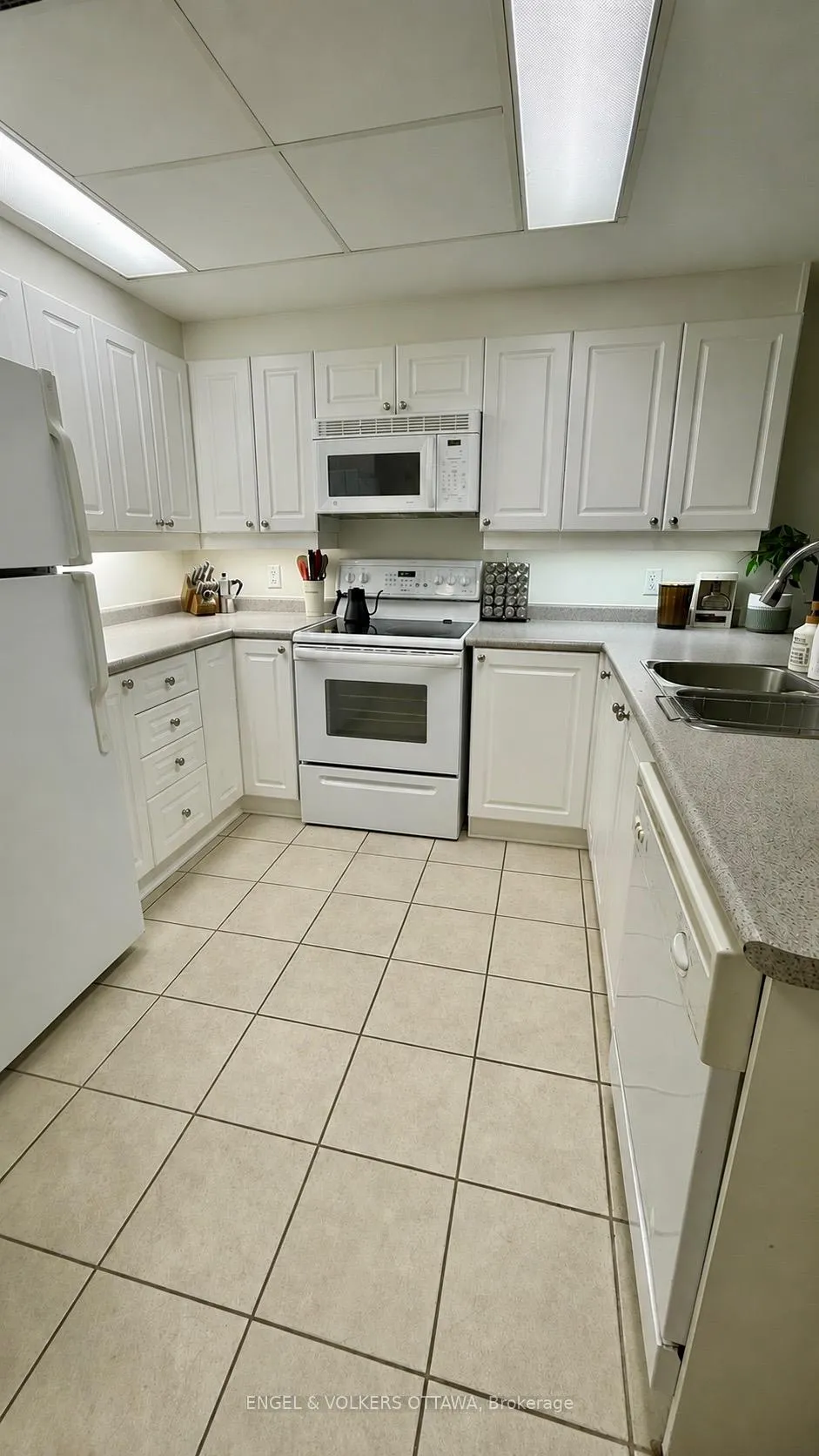 Photo 9 of Unit 101, 134 York Street, Ottawa, Lower Town/Byward Market — HOMEH