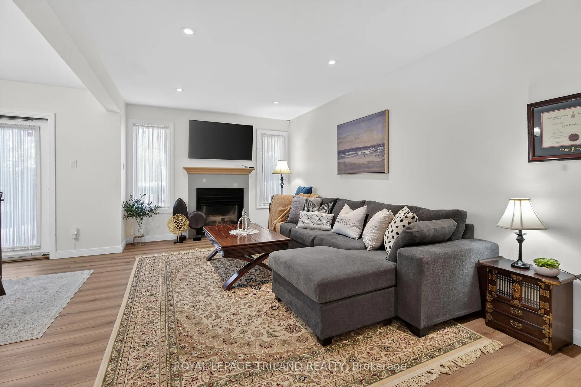 Photo 7 of Unit 14, 155 Killarney Road, London, North H — HOMEH