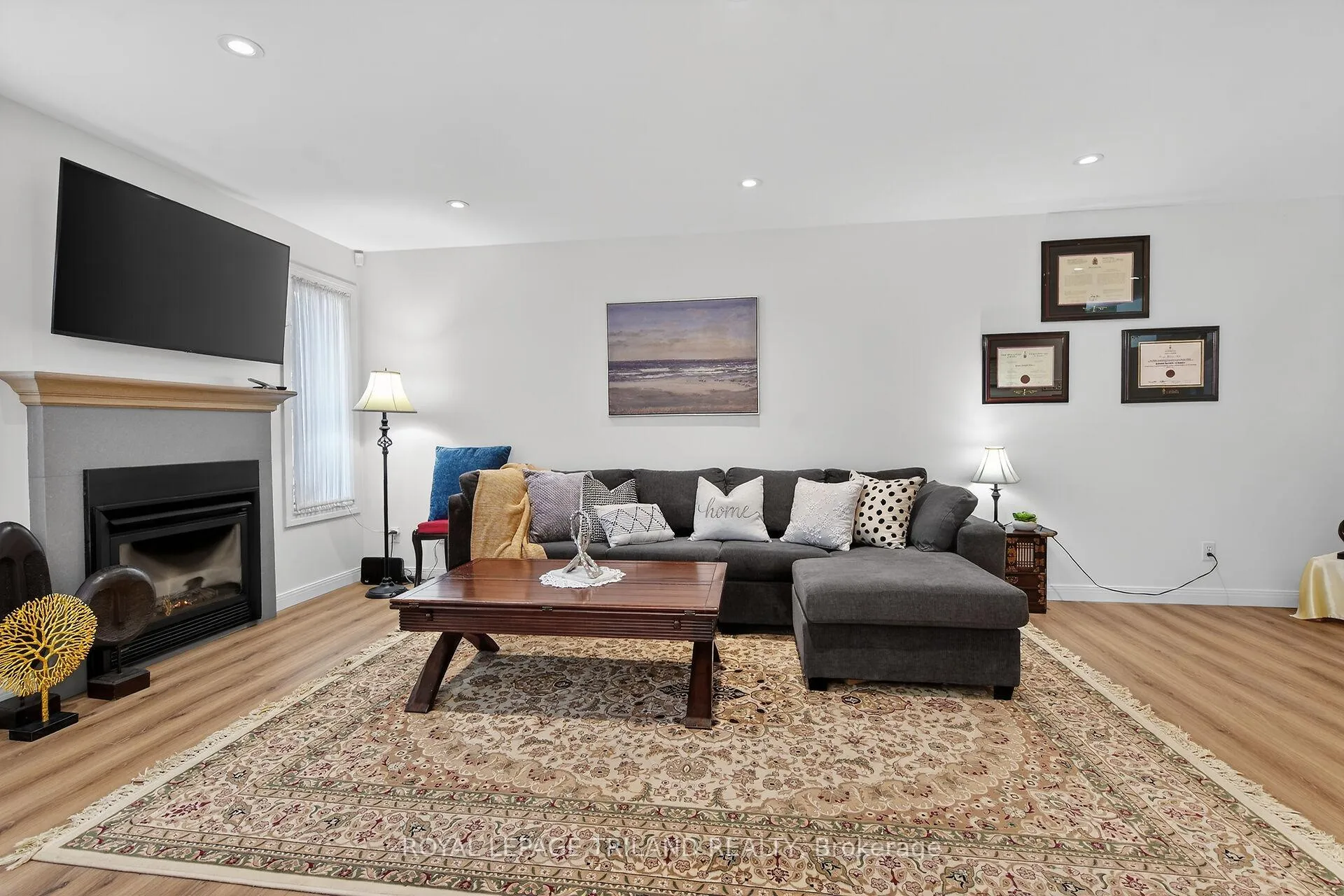 Photo 8 of Unit 14, 155 Killarney Road, London, North H — HOMEH
