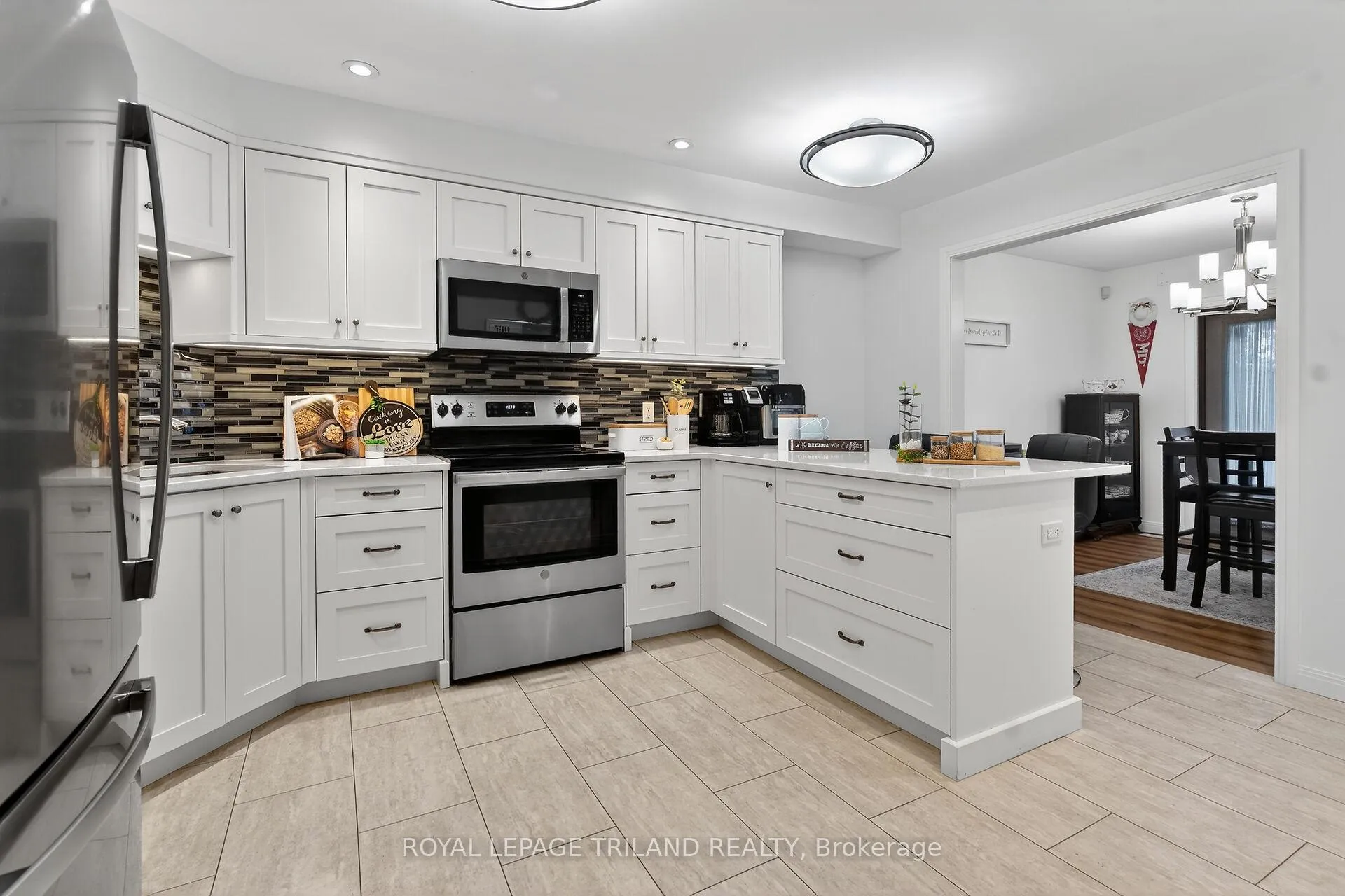 Photo 12 of Unit 14, 155 Killarney Road, London, North H — HOMEH