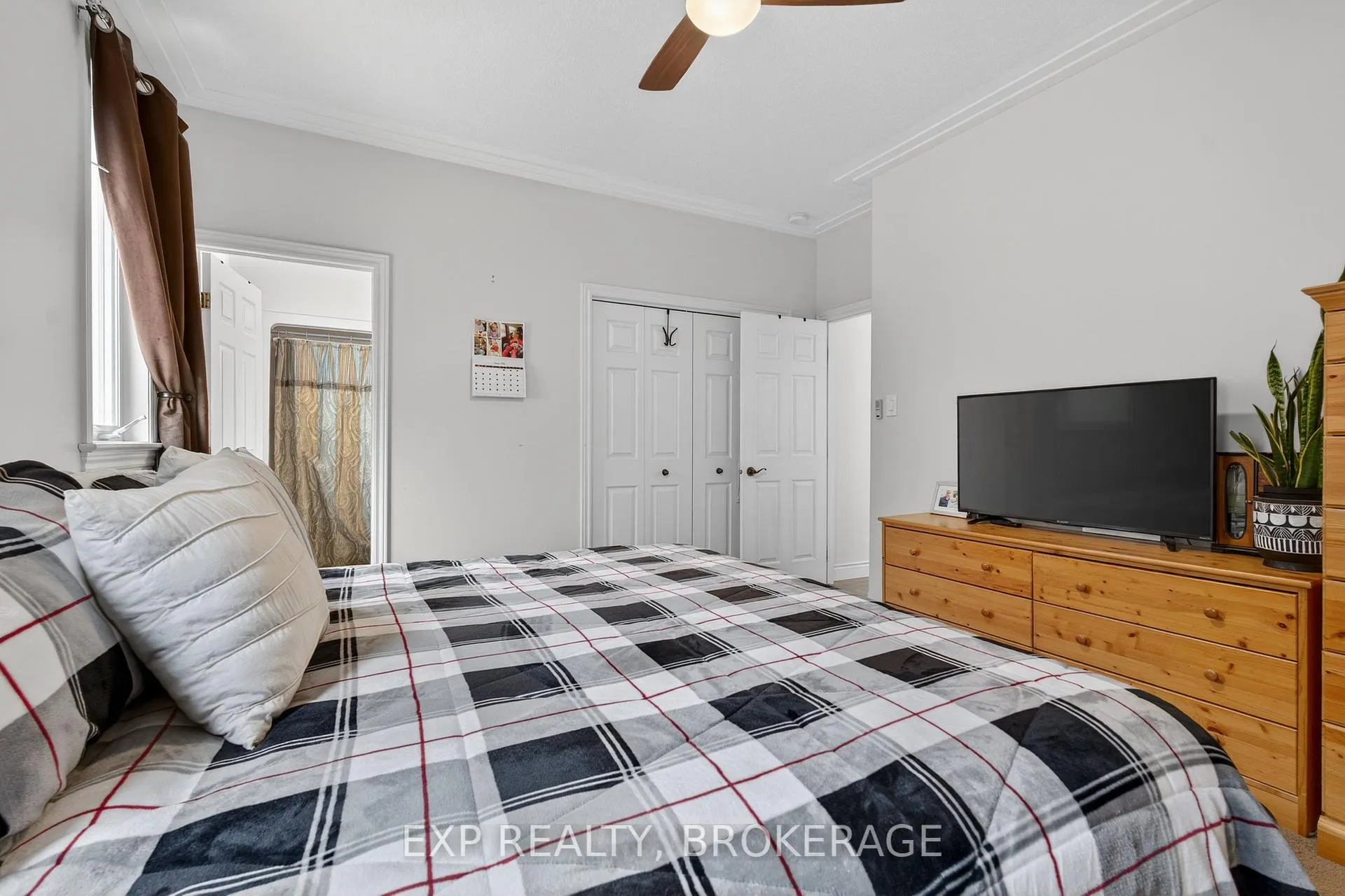 Photo 20 of 160 Mcdonough Crescent, Loyalist, Amherstview — HOMEH