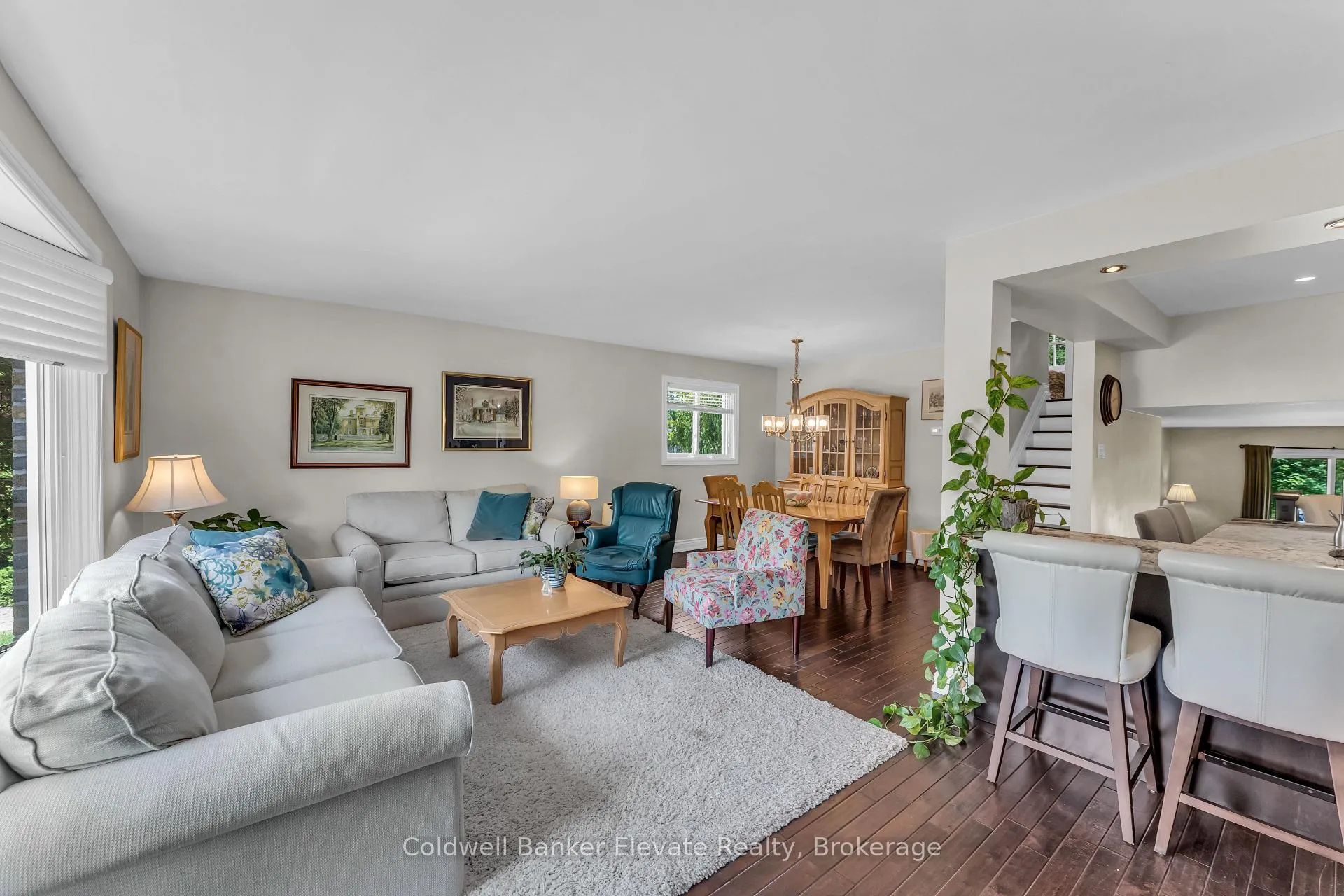 Photo 9 of 180 Rexway Drive, Halton Hills, Georgetown — HOMEH