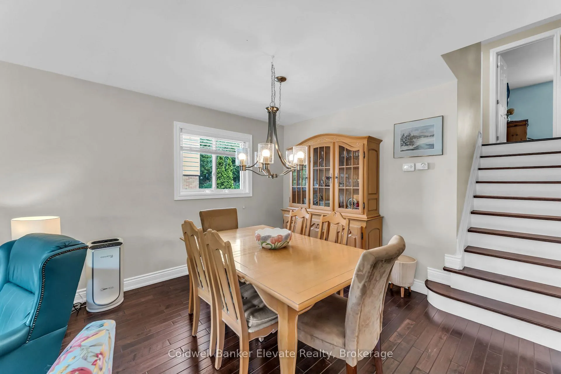 Photo 12 of 180 Rexway Drive, Halton Hills, Georgetown — HOMEH