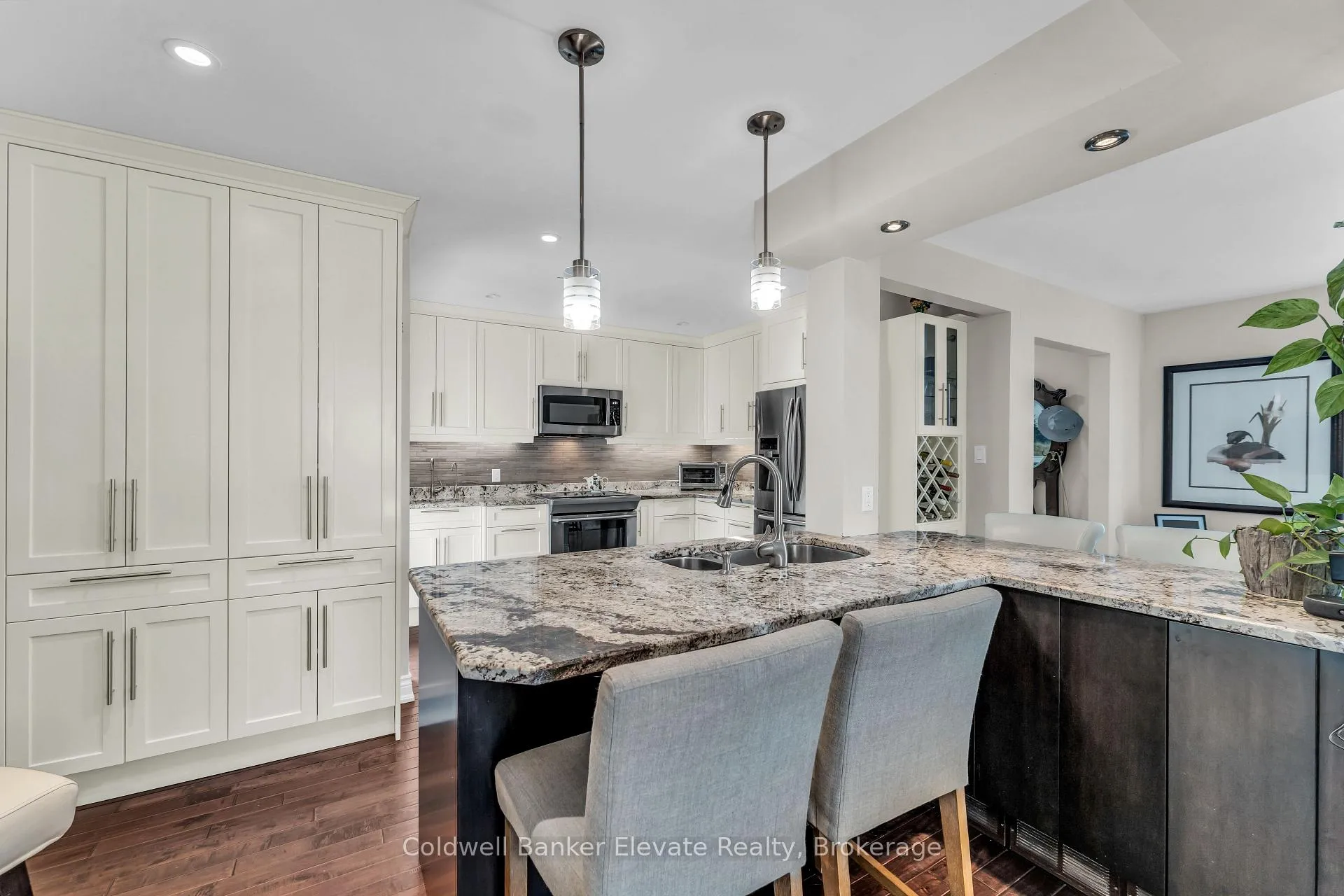 Photo 14 of 180 Rexway Drive, Halton Hills, Georgetown — HOMEH