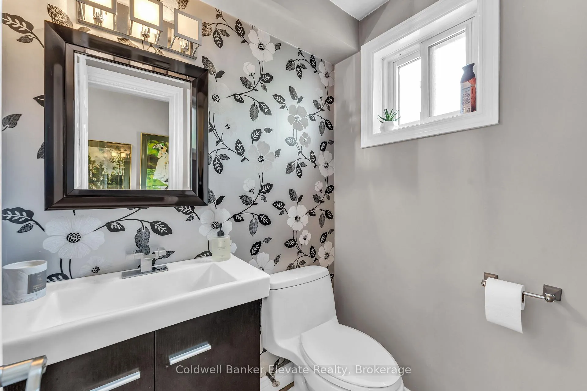 Photo 24 of 180 Rexway Drive, Halton Hills, Georgetown — HOMEH