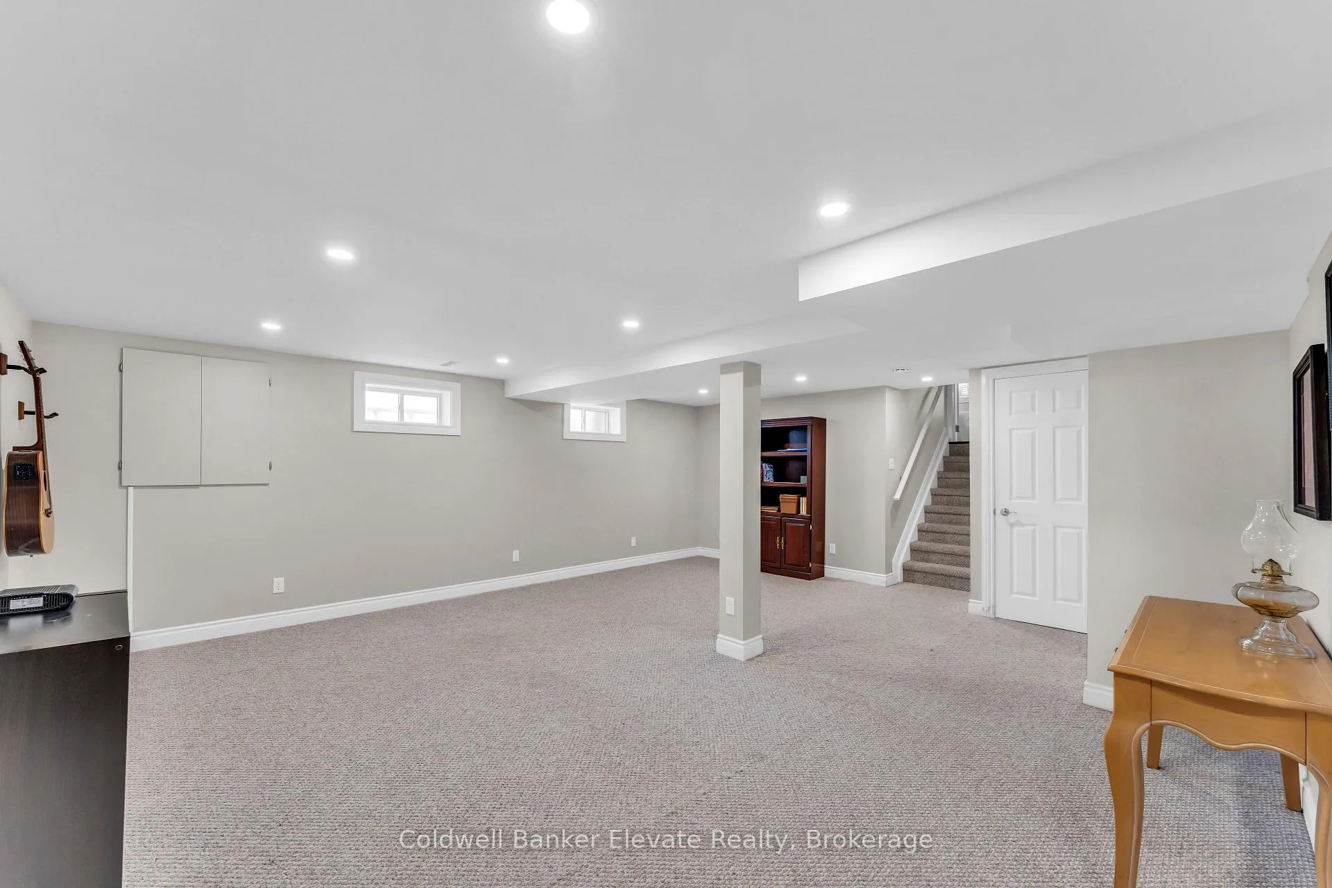 Photo 33 of 180 Rexway Drive, Halton Hills, Georgetown — HOMEH