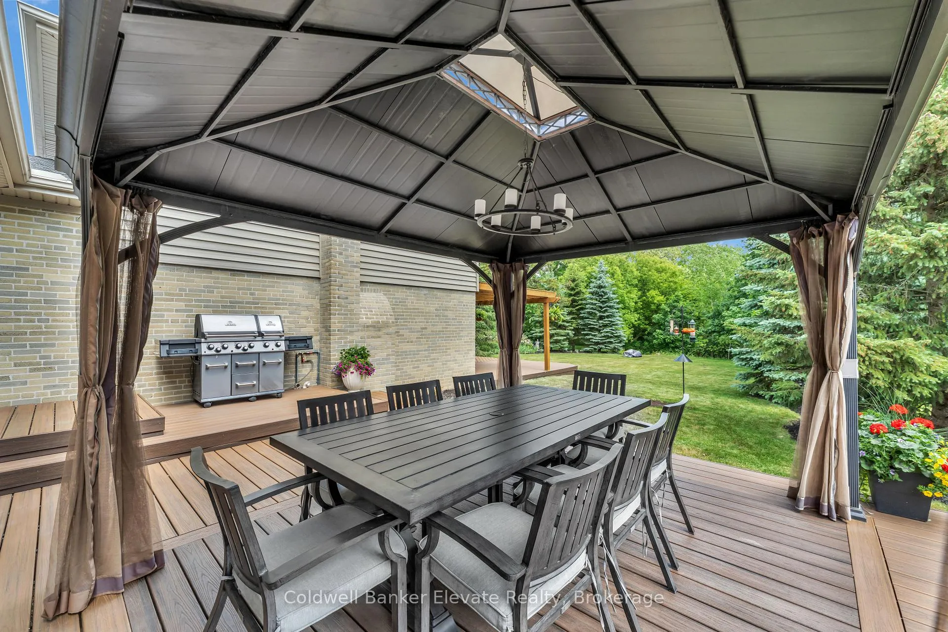 Photo 38 of 180 Rexway Drive, Halton Hills, Georgetown — HOMEH