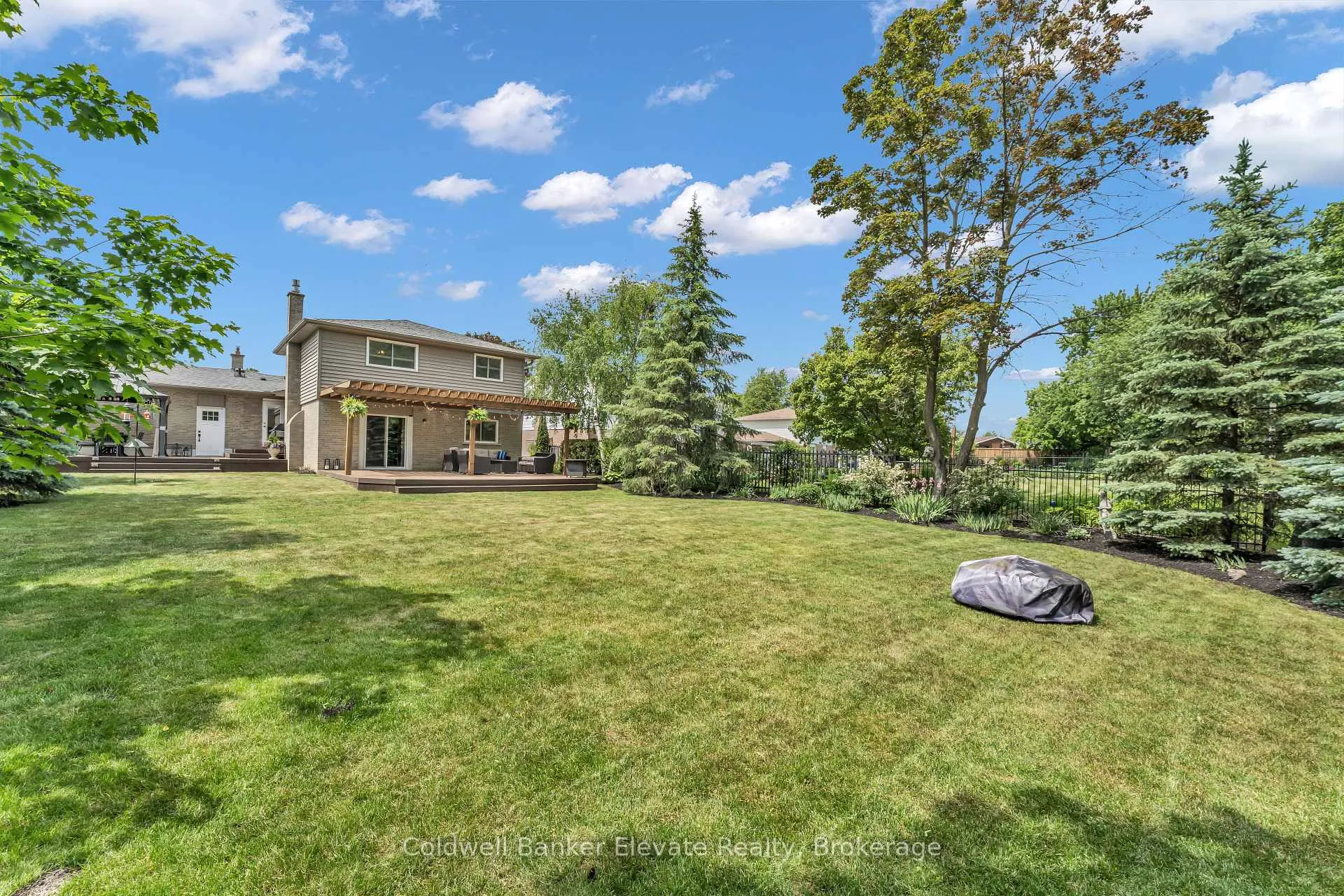 Photo 44 of 180 Rexway Drive, Halton Hills, Georgetown — HOMEH