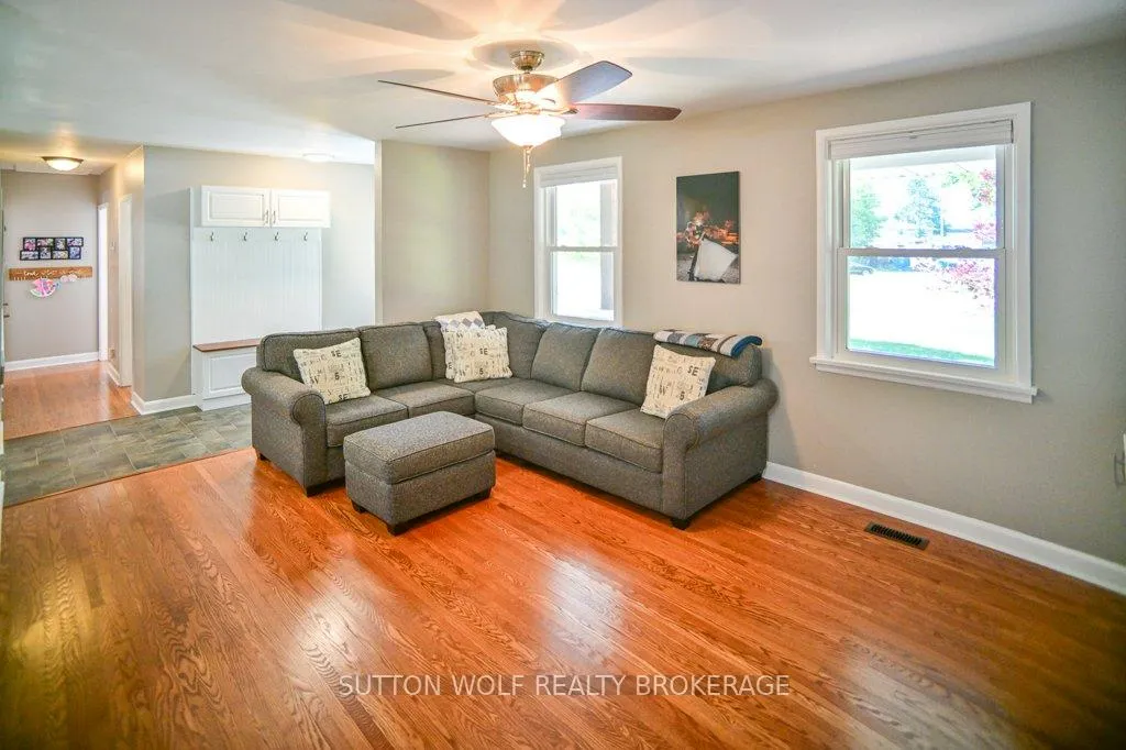 Photo 8 of 251 Front Street E, Strathroy-Caradoc, NE — HOMEH