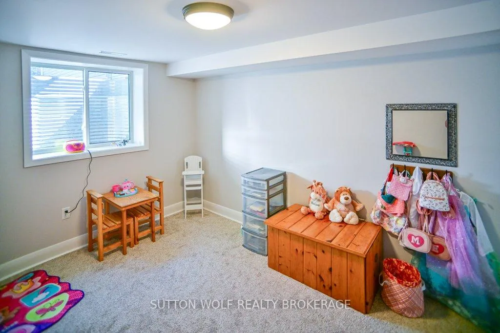 Photo 30 of 251 Front Street E, Strathroy-Caradoc, NE — HOMEH