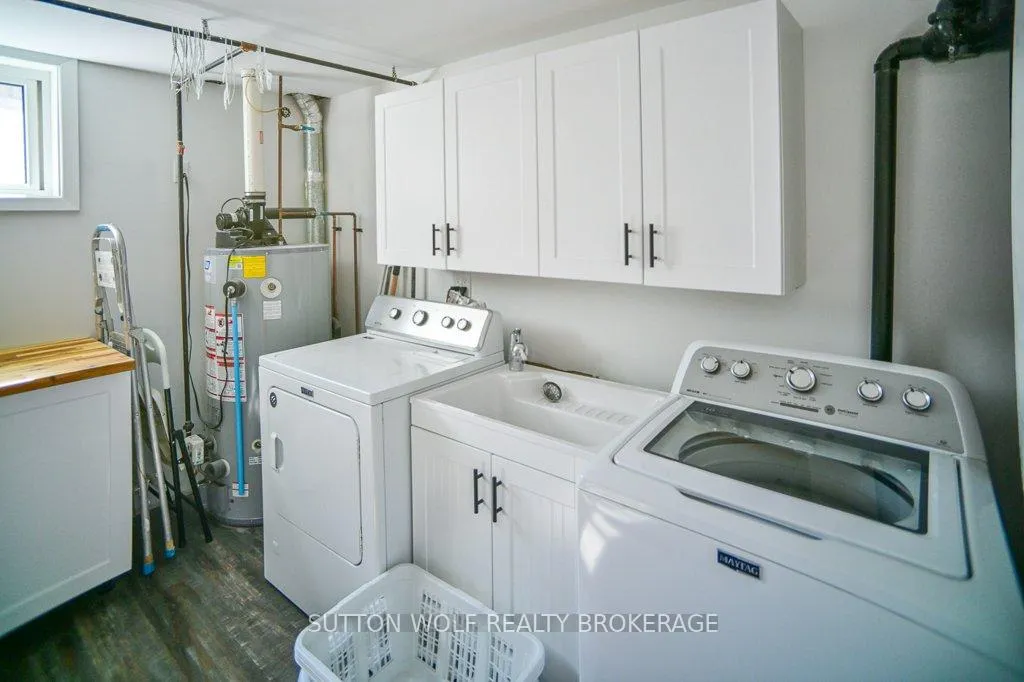 Photo 31 of 251 Front Street E, Strathroy-Caradoc, NE — HOMEH