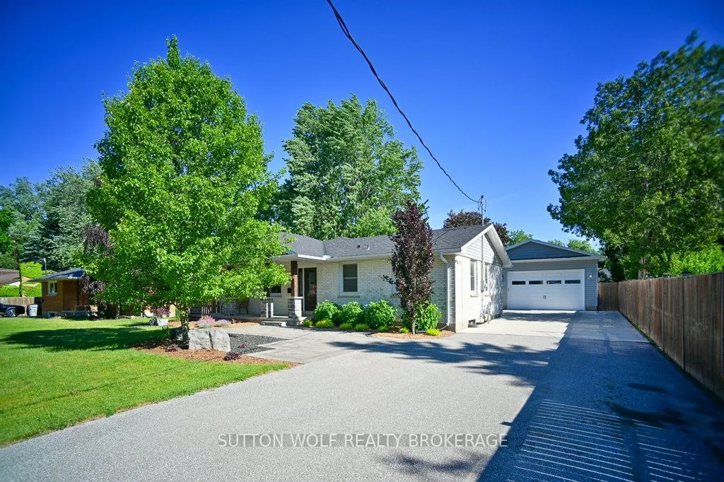 Photo 41 of 251 Front Street E, Strathroy-Caradoc, NE — HOMEH