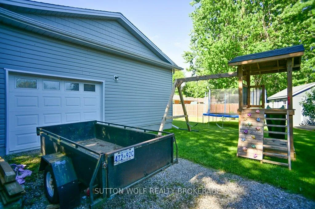Photo 42 of 251 Front Street E, Strathroy-Caradoc, NE — HOMEH