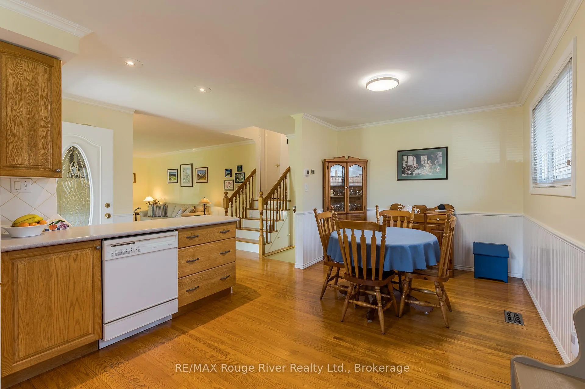 Photo 14 of 717 Spragge Crescent, Cobourg — HOMEH