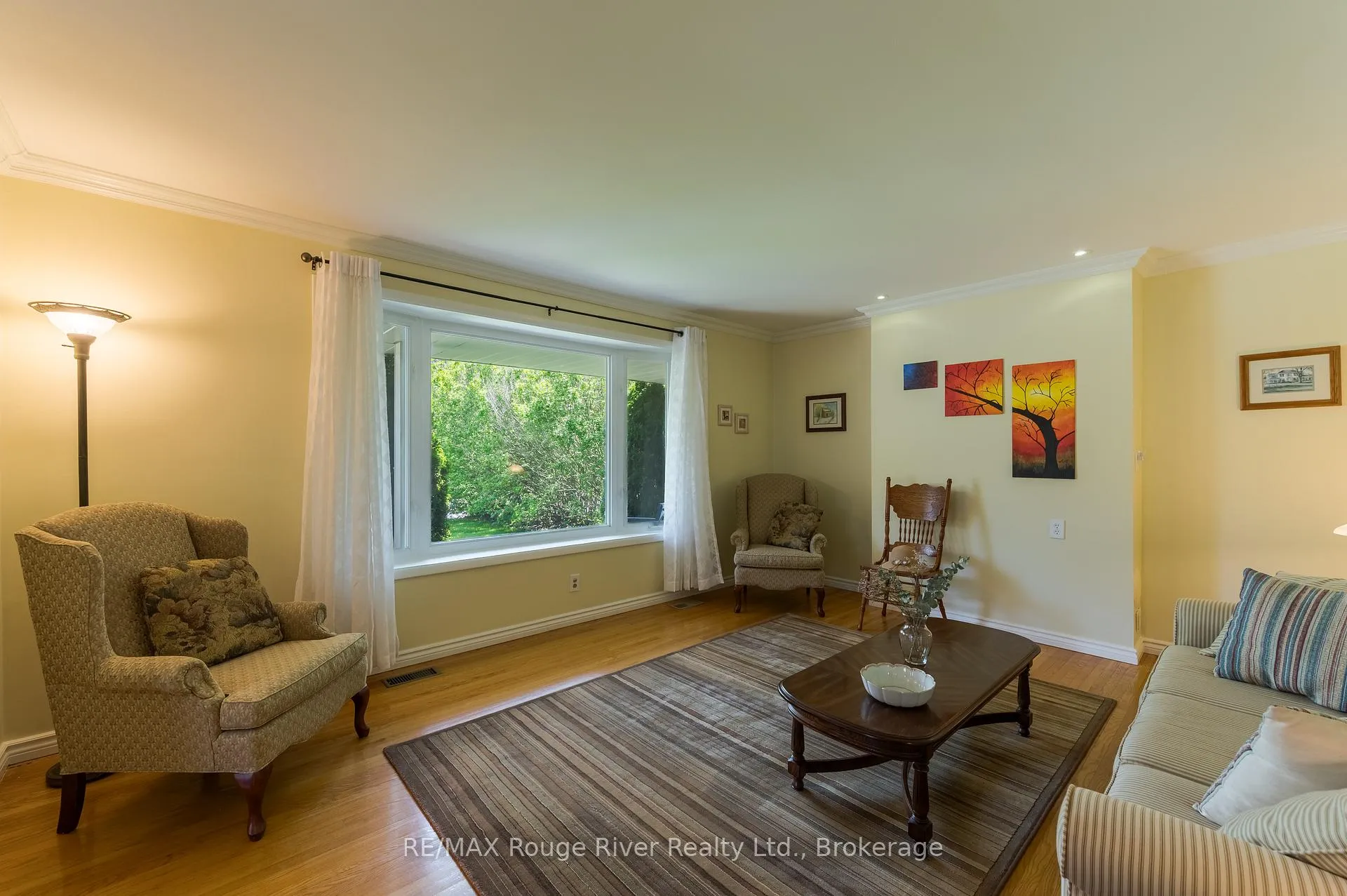 Photo 15 of 717 Spragge Crescent, Cobourg — HOMEH