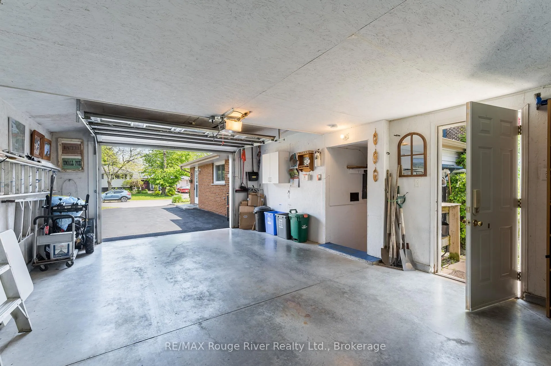Photo 36 of 717 Spragge Crescent, Cobourg — HOMEH