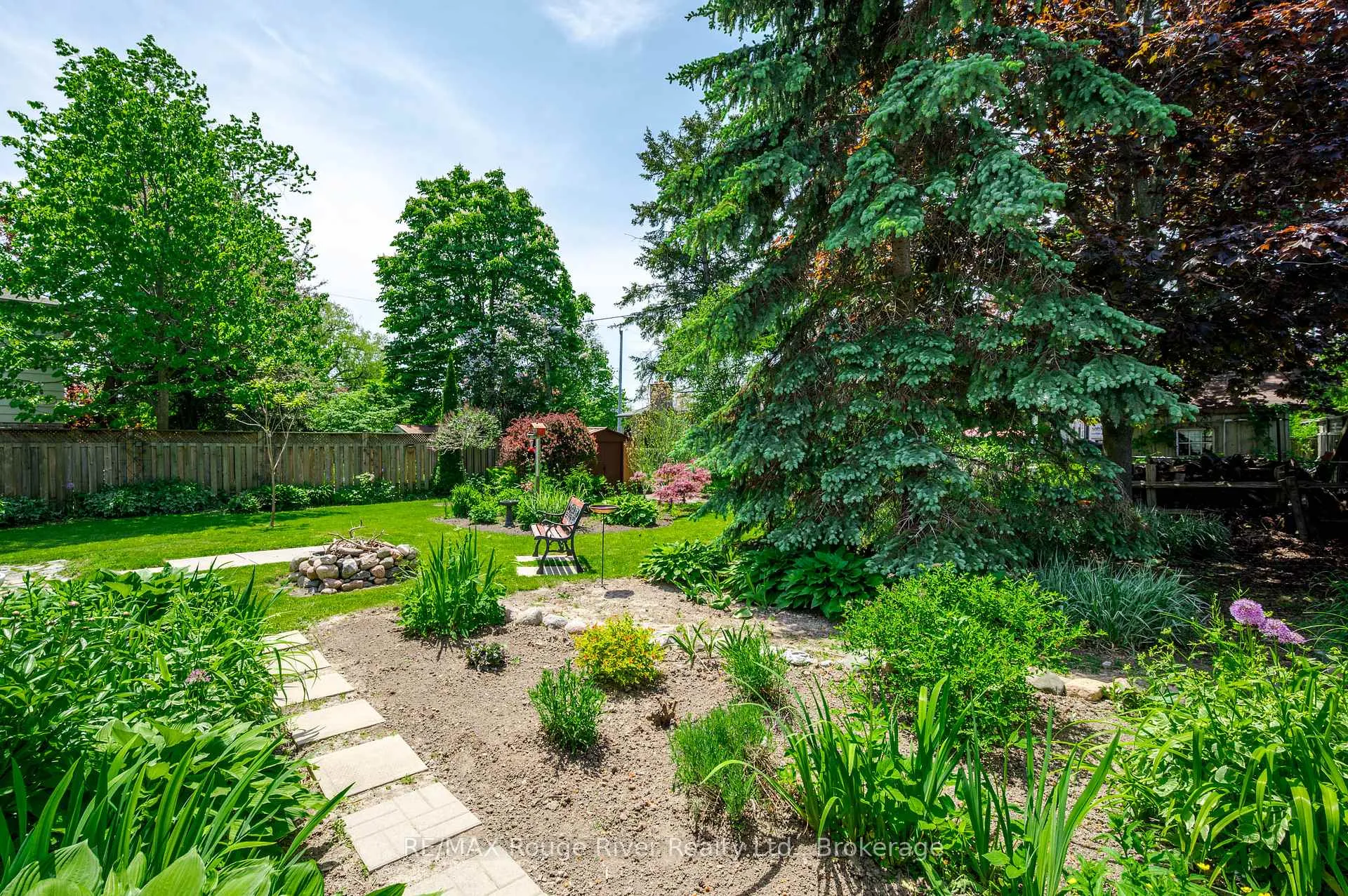 Photo 43 of 717 Spragge Crescent, Cobourg — HOMEH