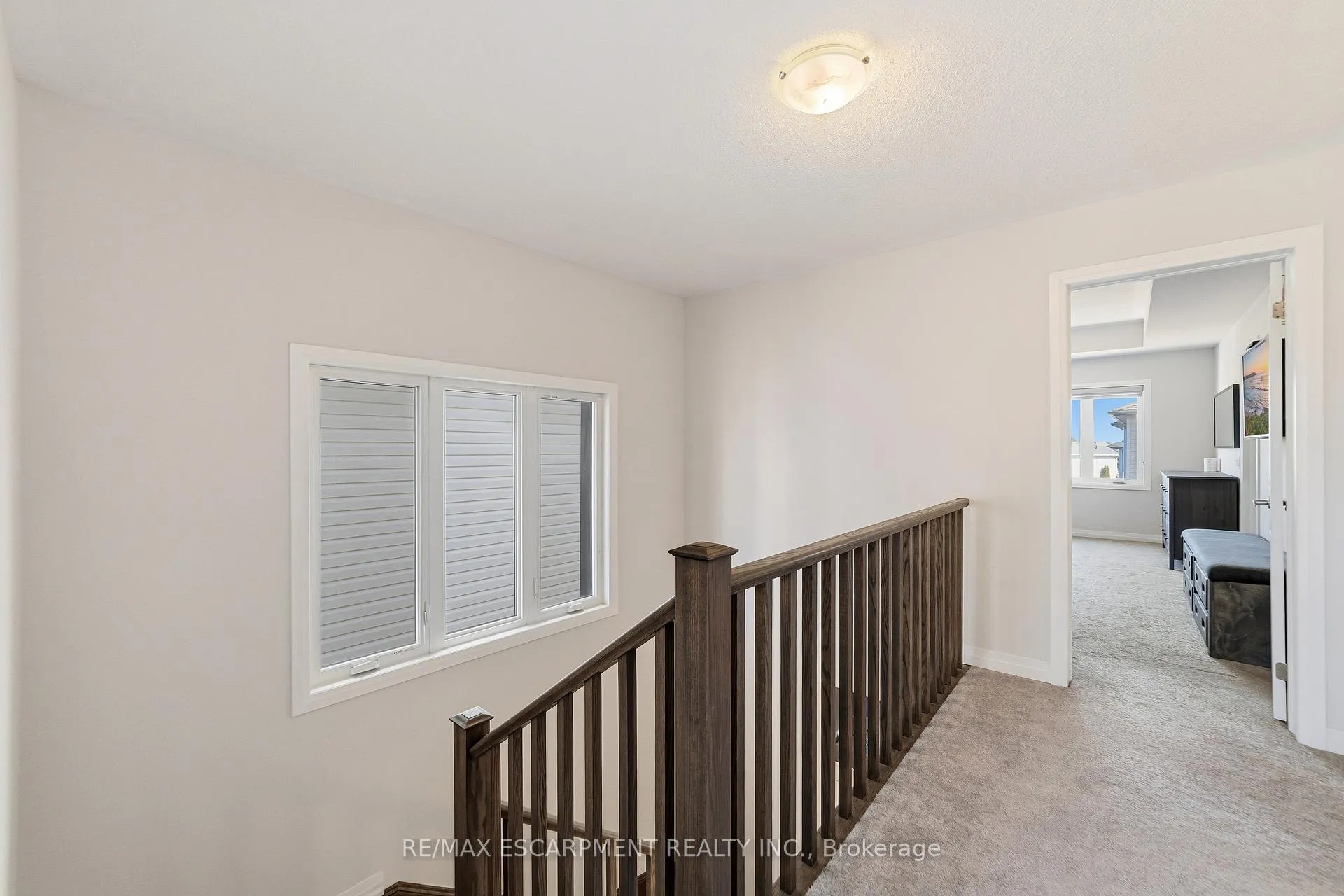 Photo 17 of 8 Pinnacle Court, Hamilton, Mount Hope — HOMEH