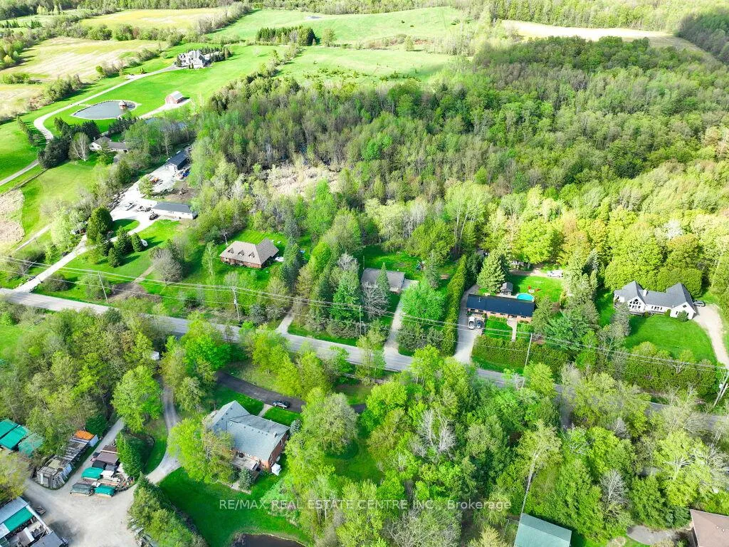 Photo 3 of 12473 Sixth Line, Milton, Rural Nassagaweya — HOMEH
