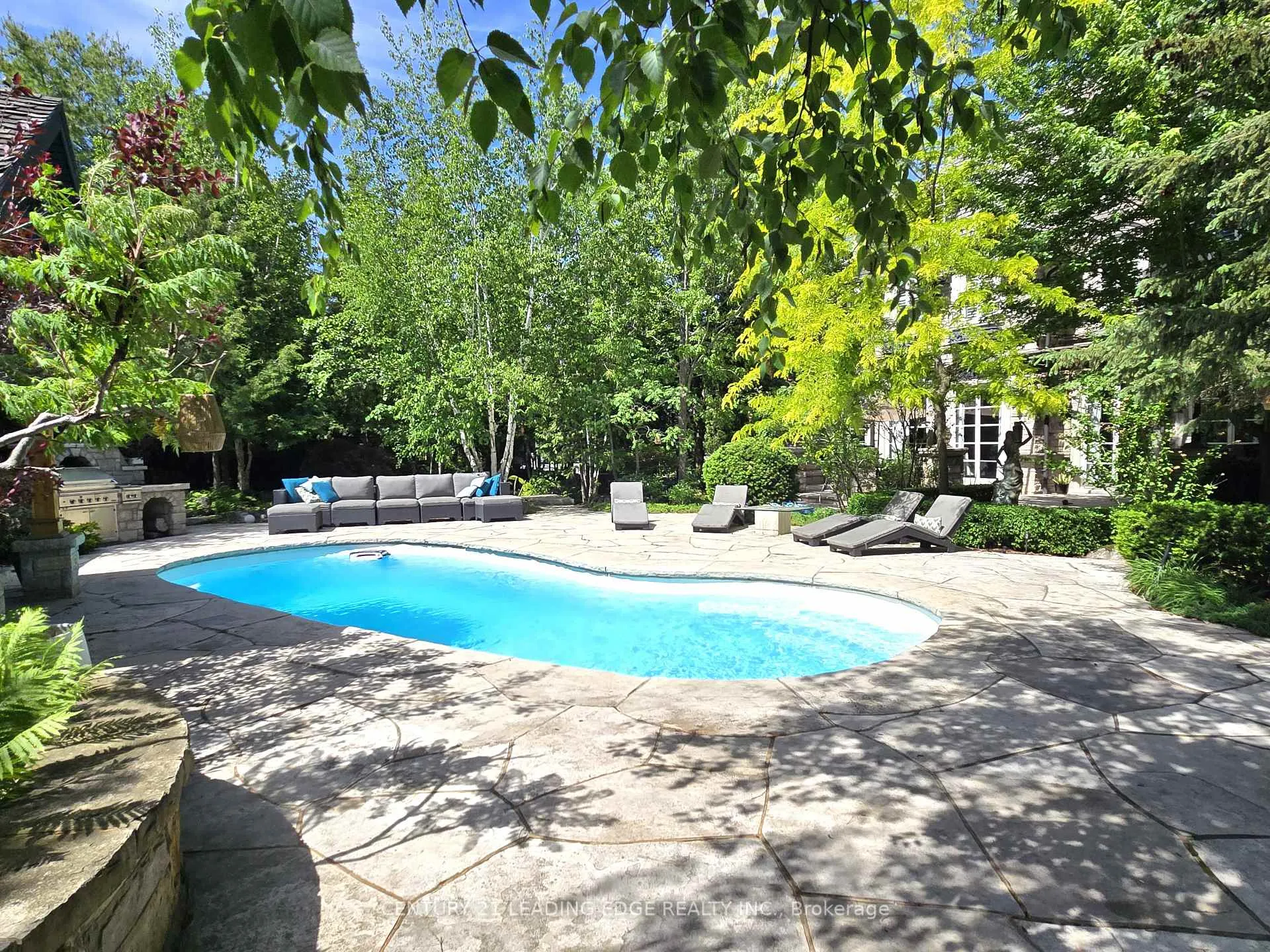 Photo 41 of 2 Nightfall Court, Vaughan, Kleinburg — HOMEH